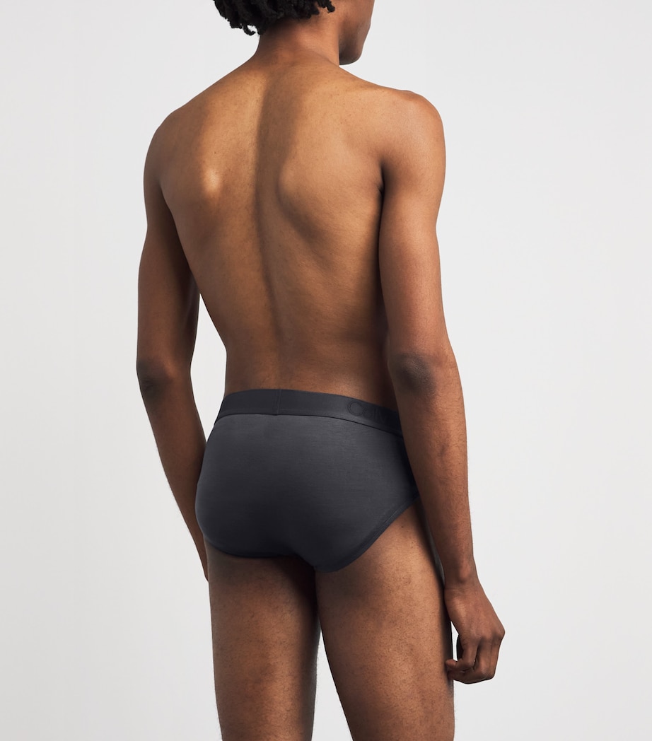 Calvin Klein Mens CK Black Hip Briefs (Pack of 3) Uyq Multi Image 3