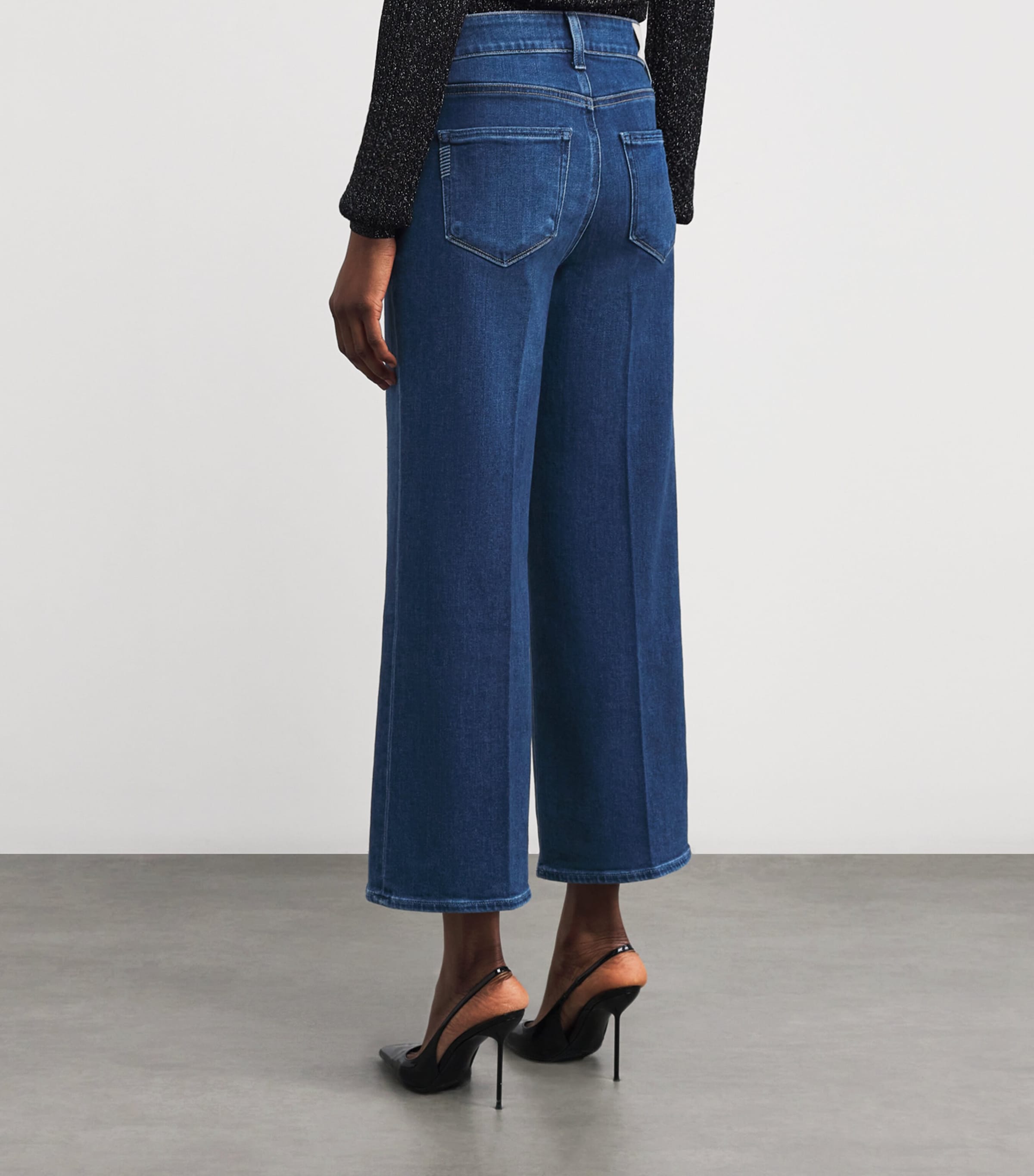 Anessa Wide-Leg Jeans AERIAL Image 4