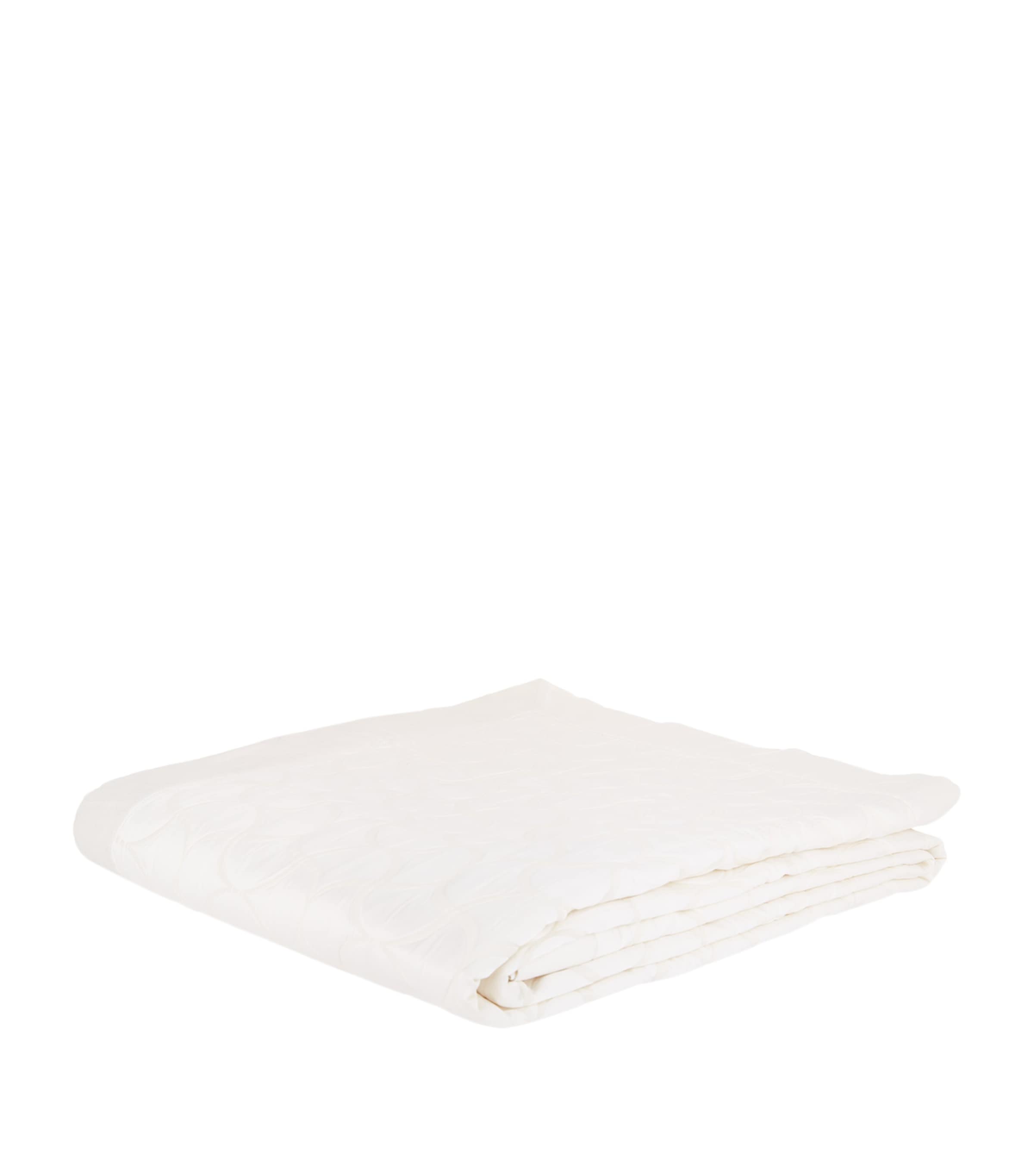 Frette Tile Bedspread (270cm x 270cm) | Bedding | Bed Linens & Sets | Pillow Cases | Bedspreads & Bed Throws | Designers | Frette