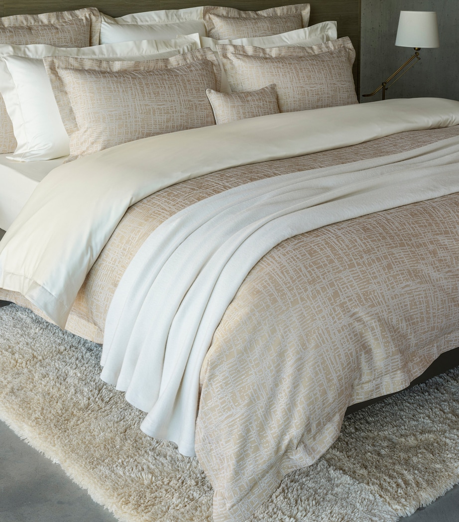 Celso De Lemos Egyptian Cotton-Silk Partition King Duvet Cover (230cm x 220cm) Miel Image 1