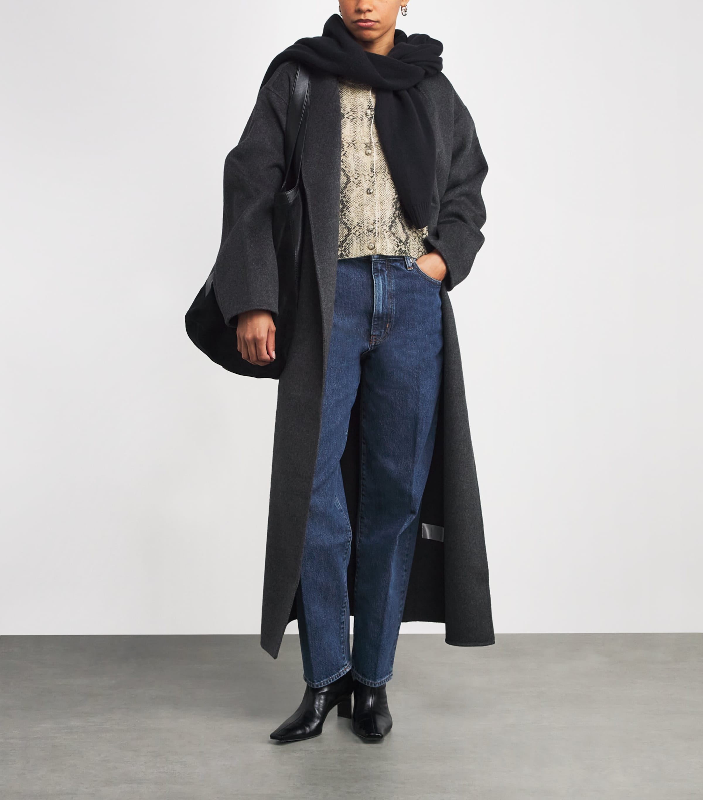 The Neat Barrel Jeans LAVISH Image 2