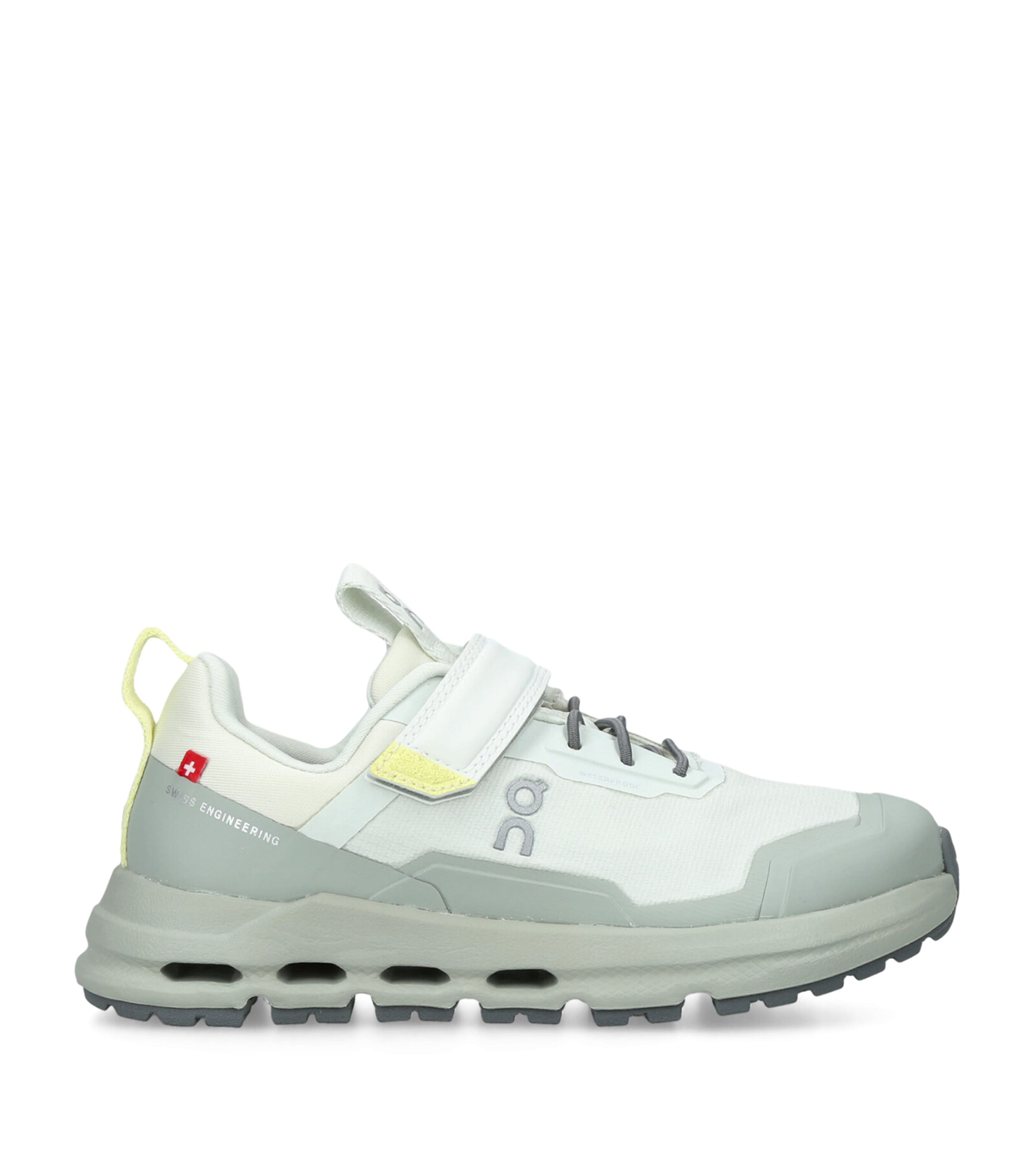 ON Running Cloudhero Waterproof Trainers White/oth Image 1