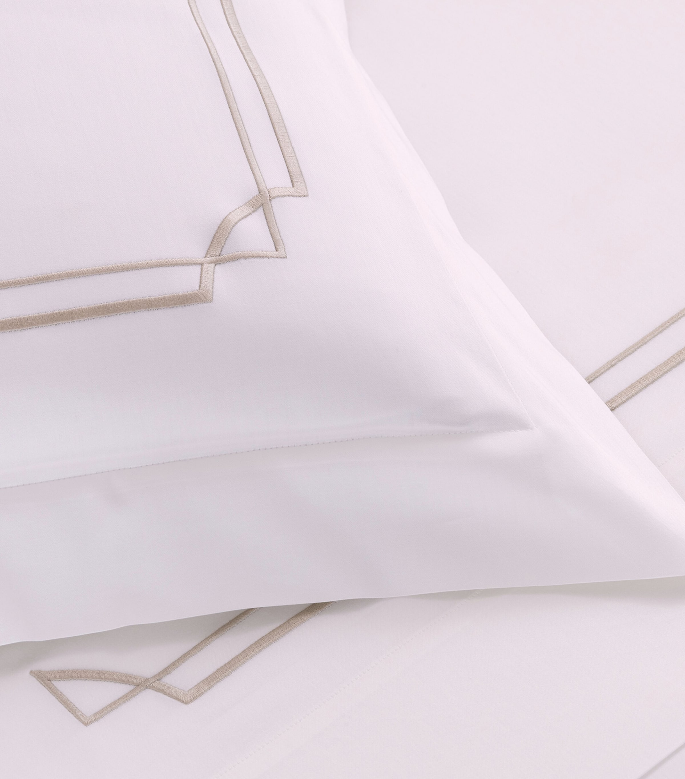 Frette Layering Embroidery Euro Pillow Sham (65cm x 65cm) Milk/savage B Image 4