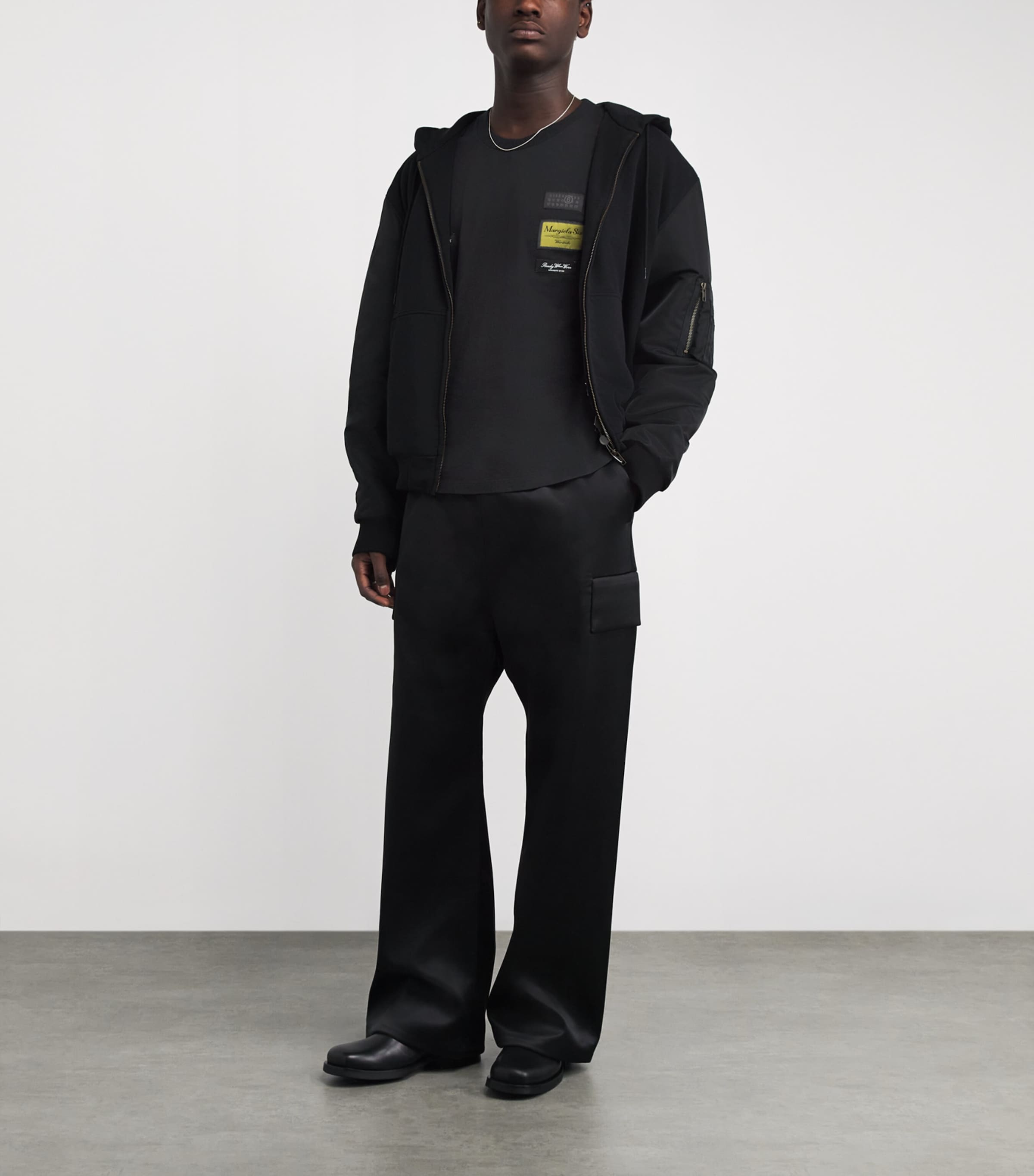 Cotton Label Appliqué T-Shirt 900 Image 2