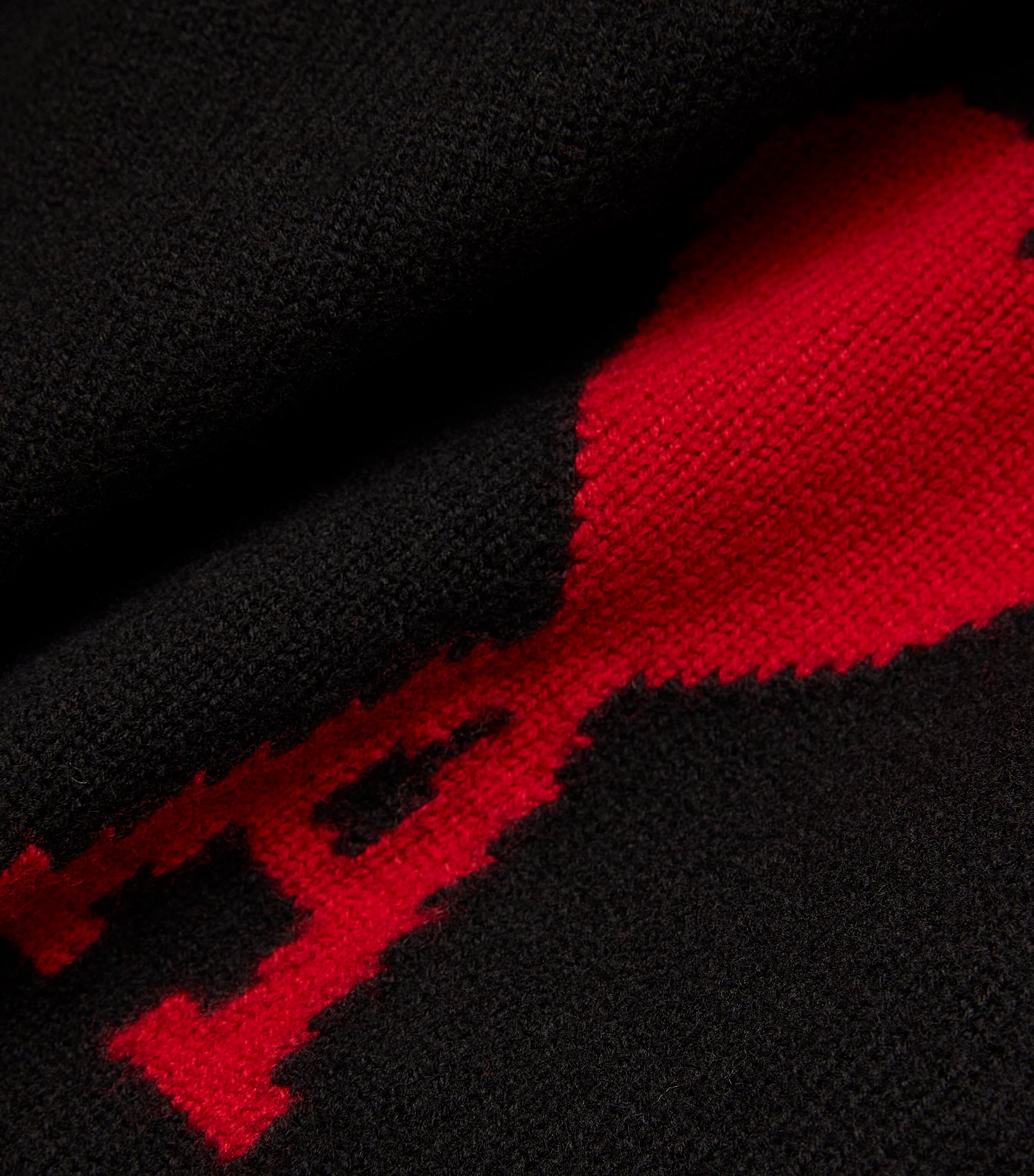 Merino Wool Ami de Coeur Sweater BLACK/RED/009 Image 5