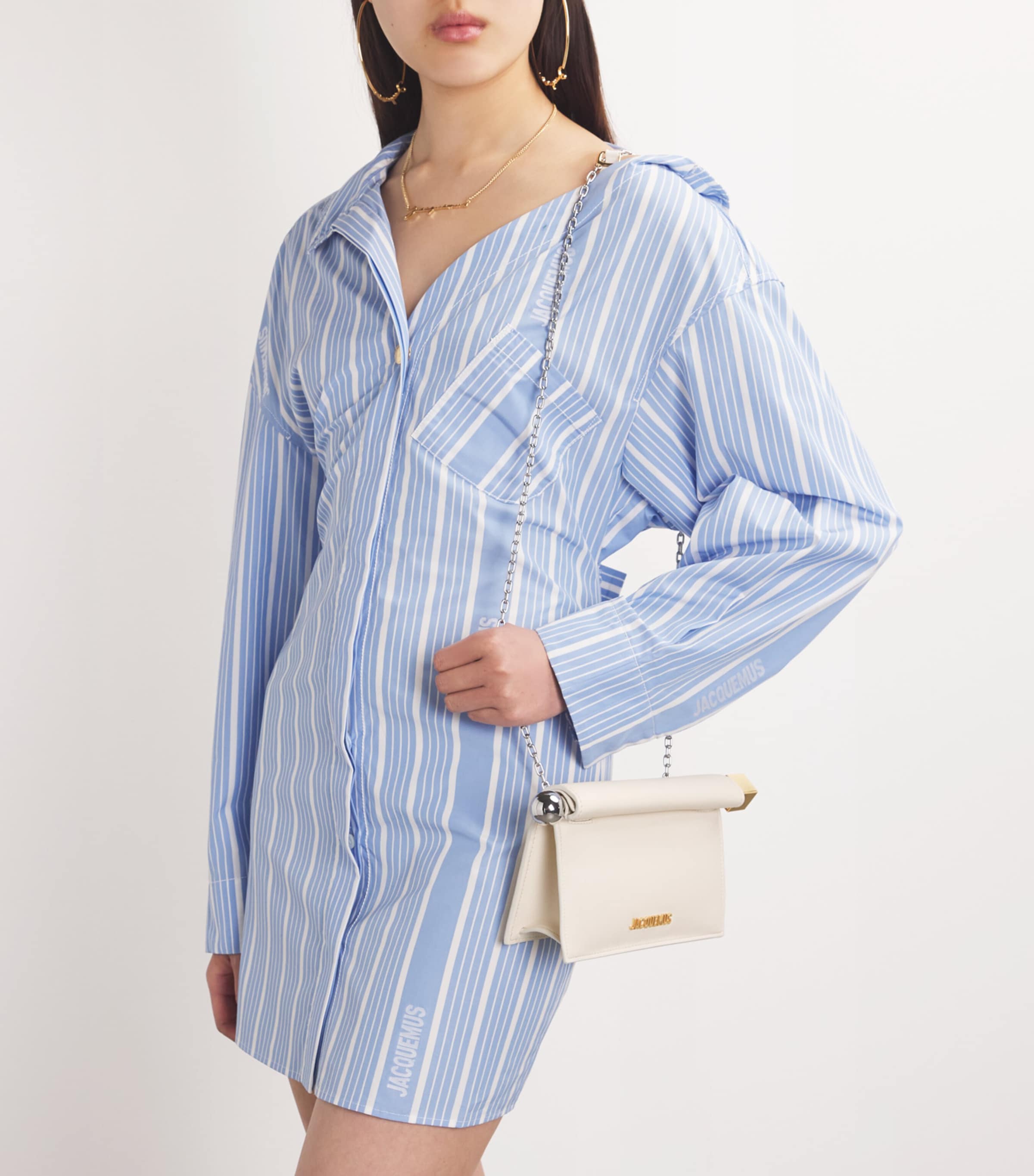 送料関税込★JACQUEMUS★ラバナーヌクエルダレザーベルトバッグ JACQUEMUS ジャックムス ボディバッグ LABANANE MEUNIER