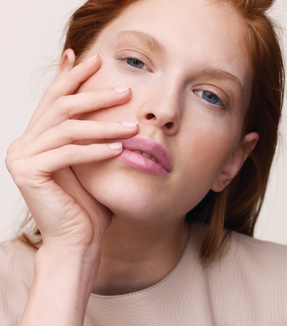 Les Mains Hermès Nail Enamel - 01 Rose Porcelaine 01 ROSE PORCELAINE Image 3