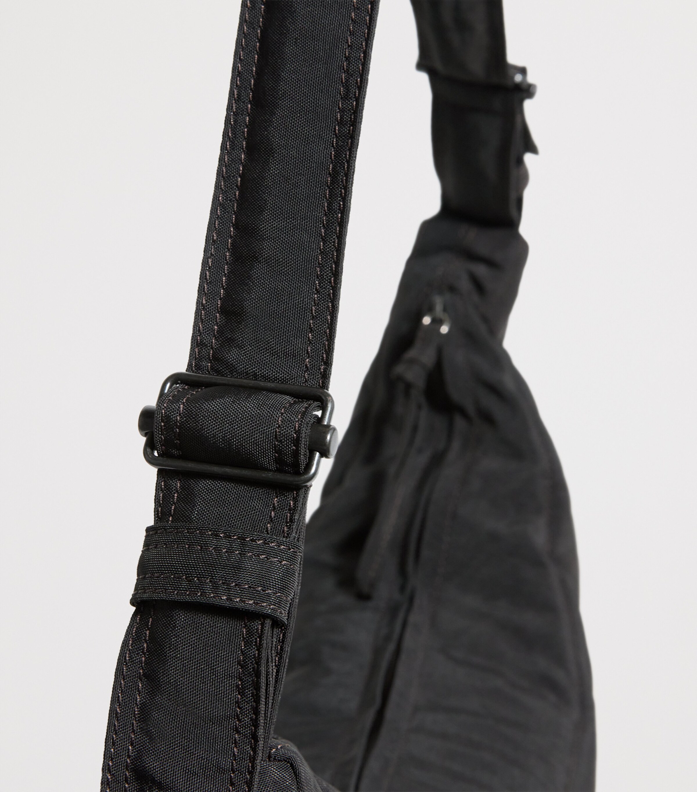 Lemaire Small Water-Repellent Nylon Soft Game Shoulder Bag Dark Chocolate Image 6