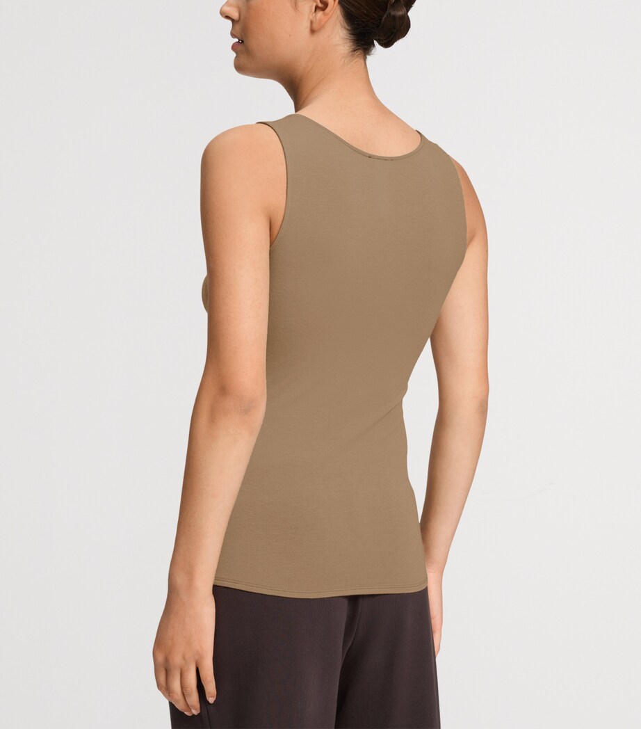 Hanro Womens Ultralight Tank Top Suede Camel Image 5