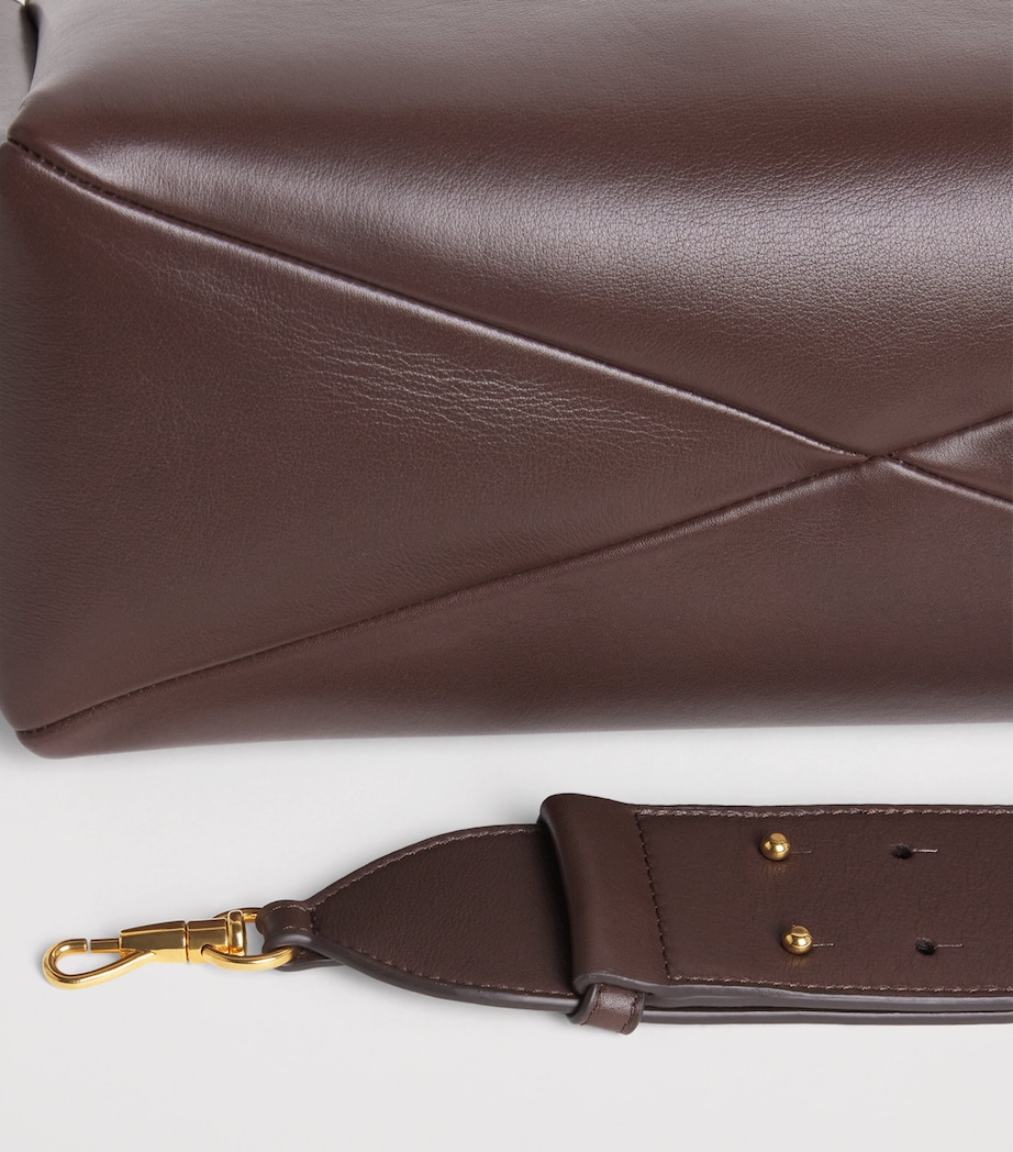AMI Paris Medium Leather Carrousel Shoulder Bag Chocolat Image 6