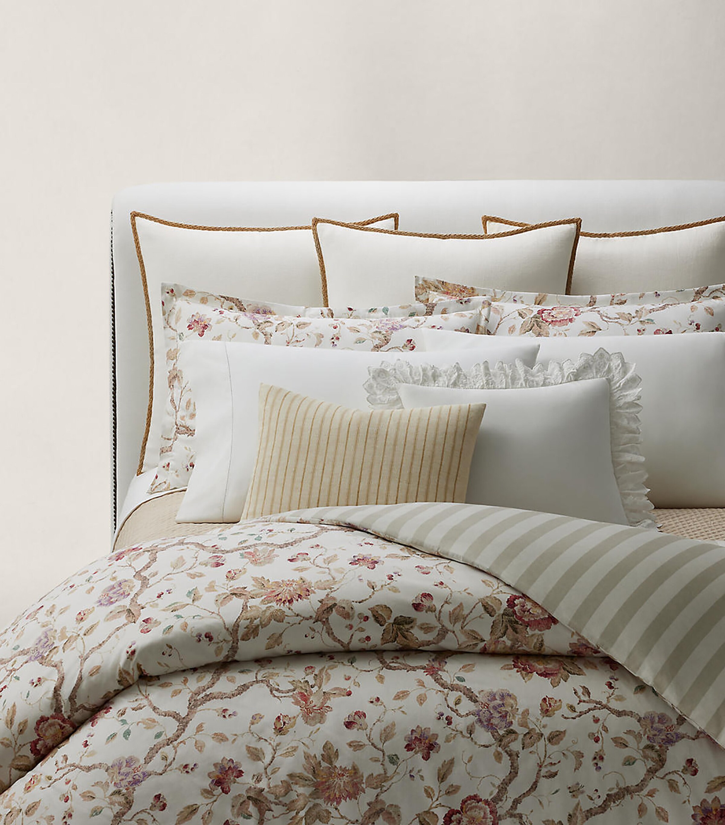 Ralph Lauren Home Elsie Super King Duvet Cover (260cm x 220cm) Cream Image 5