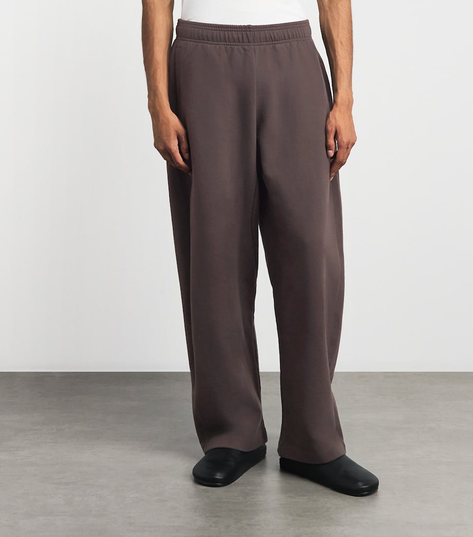 Jacquemus Mens Cotton Corso Sweatpants Dark Brown Image 4