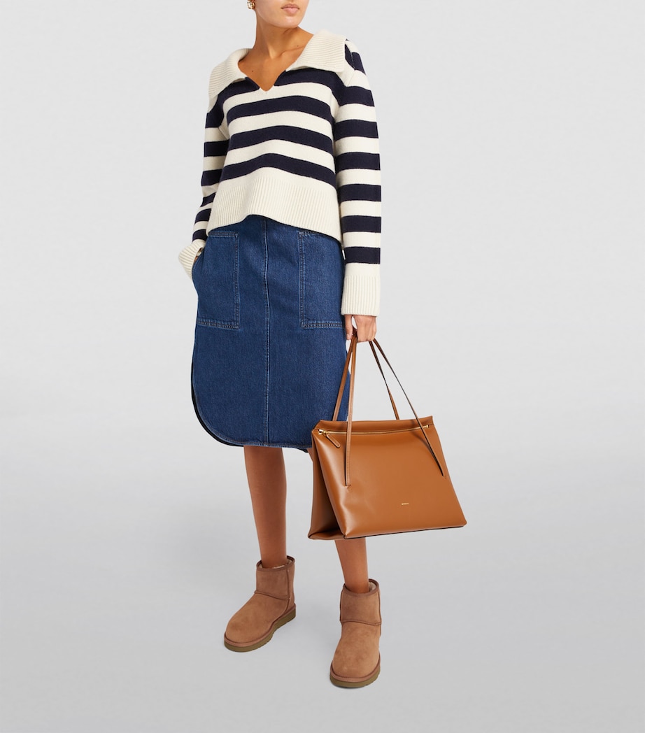 Classic II Mini Boots BROWN Image 4