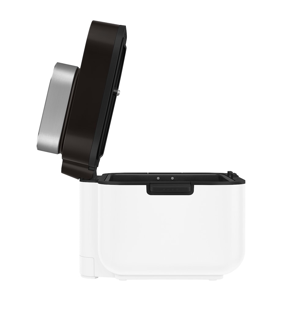 Smeg Air Fryer Matte White Image 4