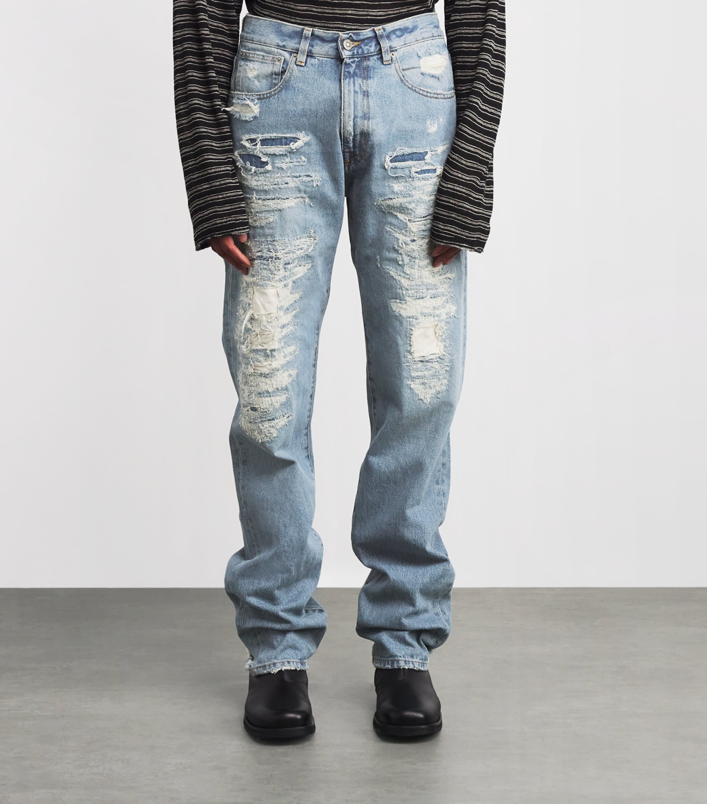 Distressed Loose Jeans REPAIRED DENIM Image 3