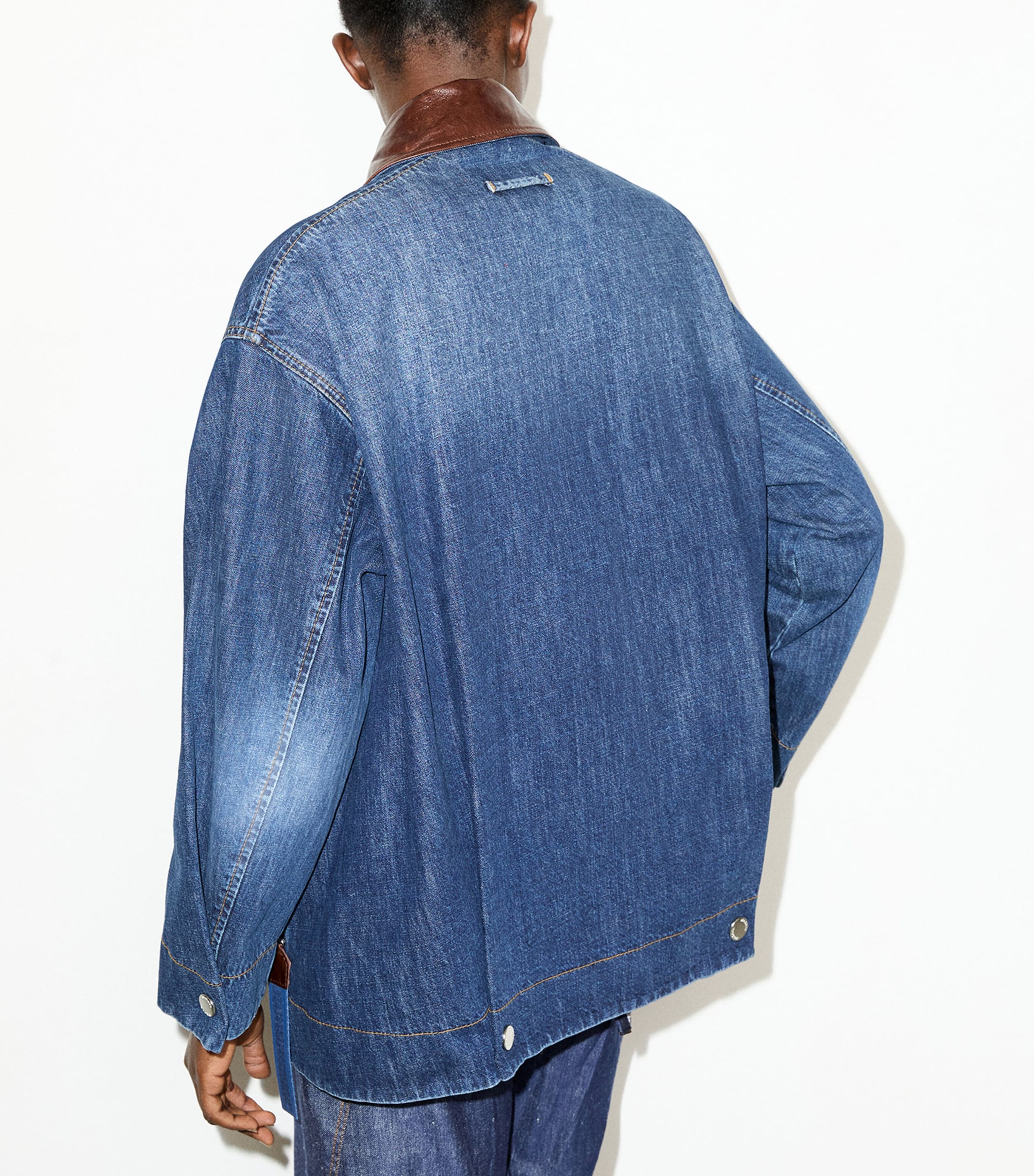 MAX&Co. Womens Contrast-Collar Denim Jacket Navy Image 3