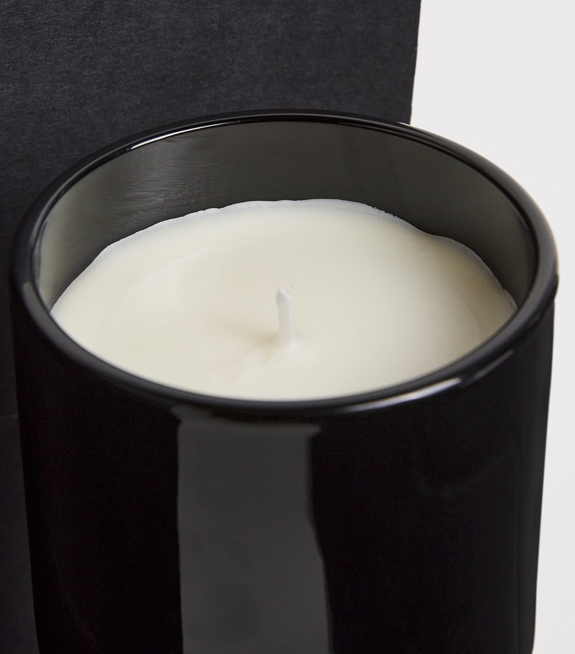 L’Apparition Scented Candle (200g) BLACK Image 3