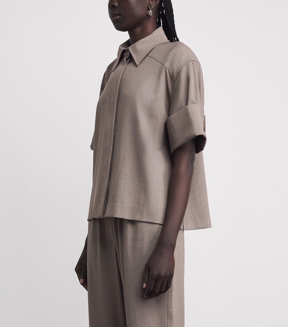 CAMILLA AND MARC Womens Pleated Vector Short-Sleeve Shirt Mocha Image 4