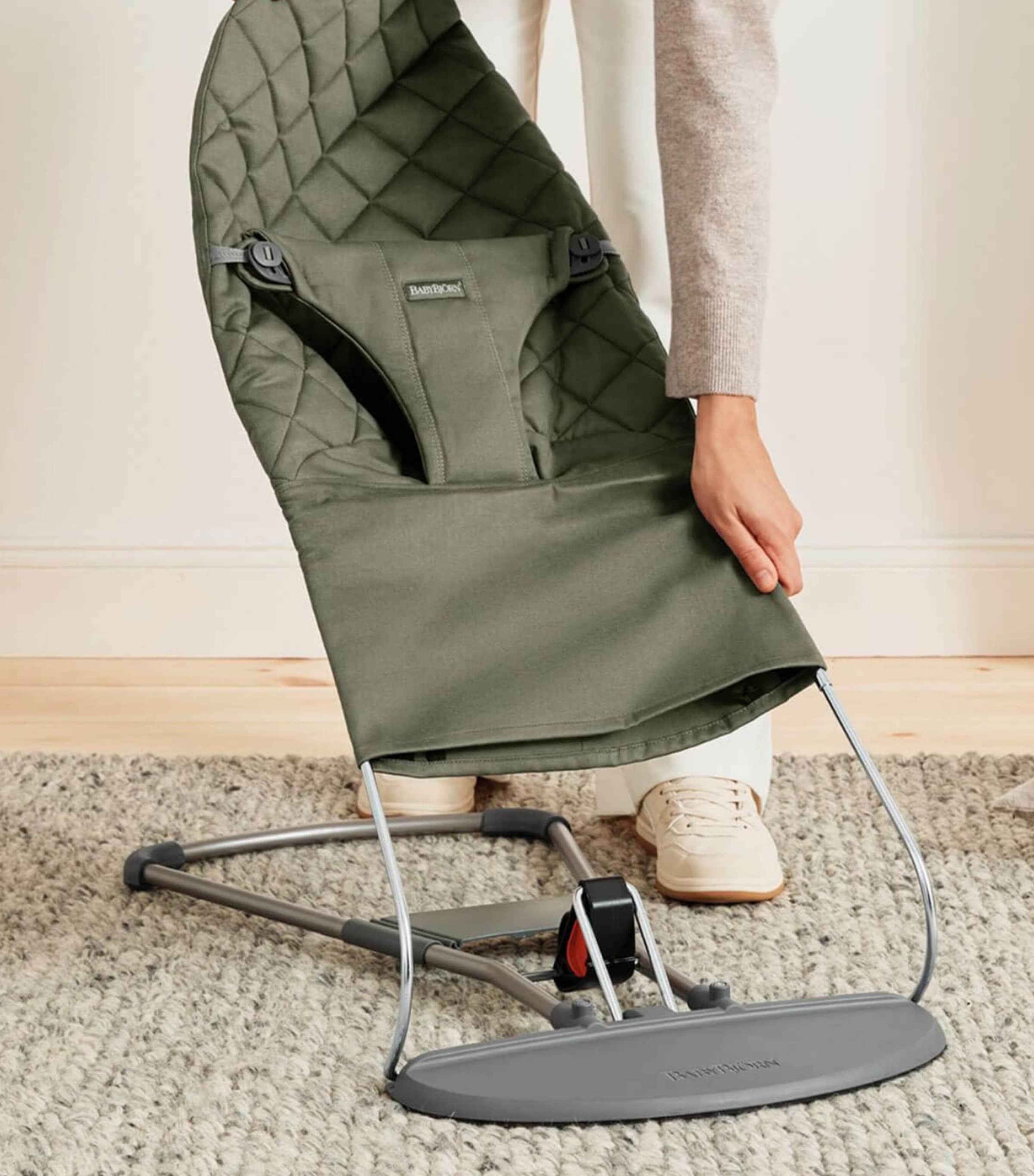 BabyBjörn 3D Jersey Bliss Baby Bouncer and Rocker Dark Green Image 5