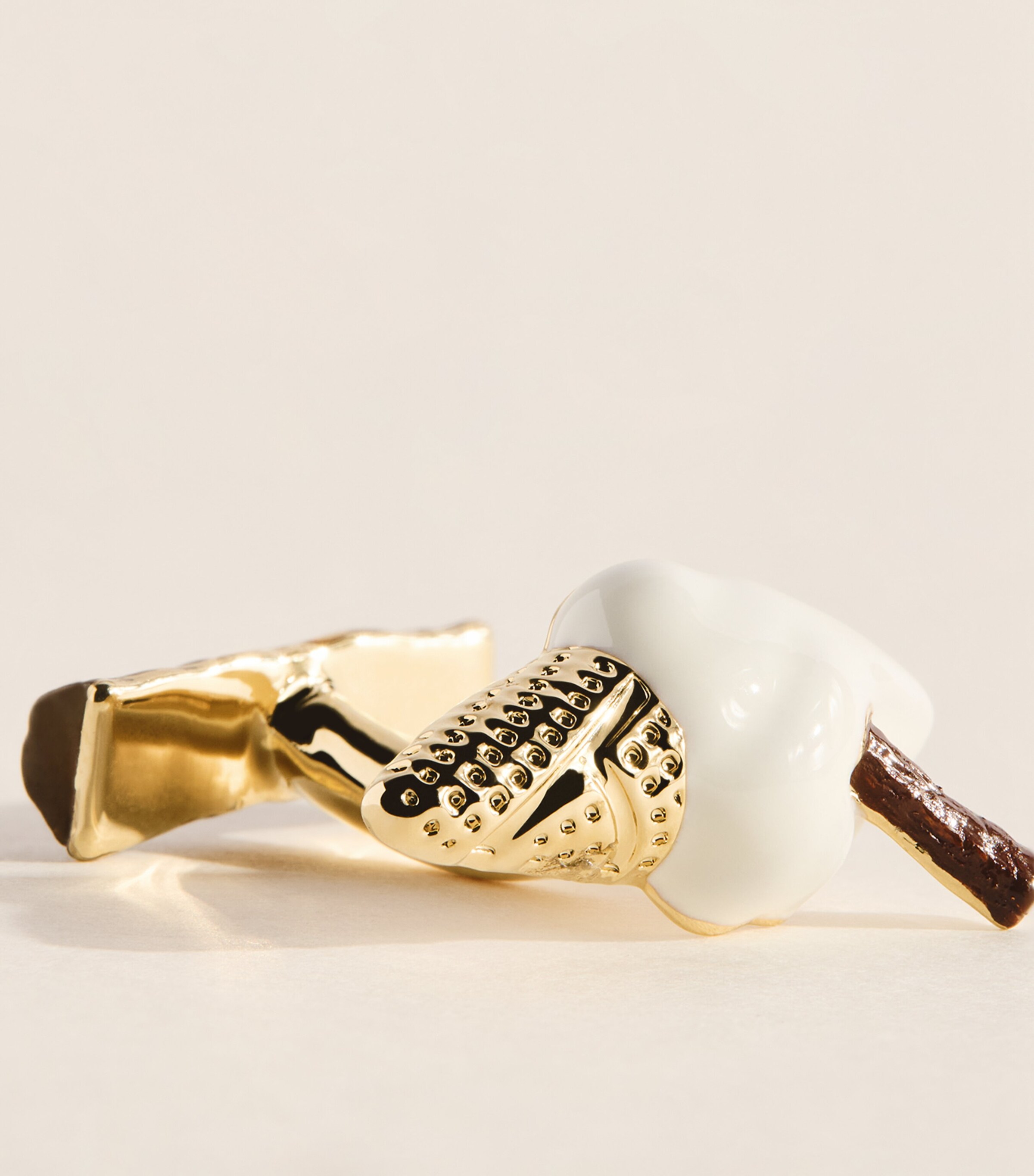 Babette Wasserman Yellow Gold-Plated Ice Cream Cufflinks Gold Image 6