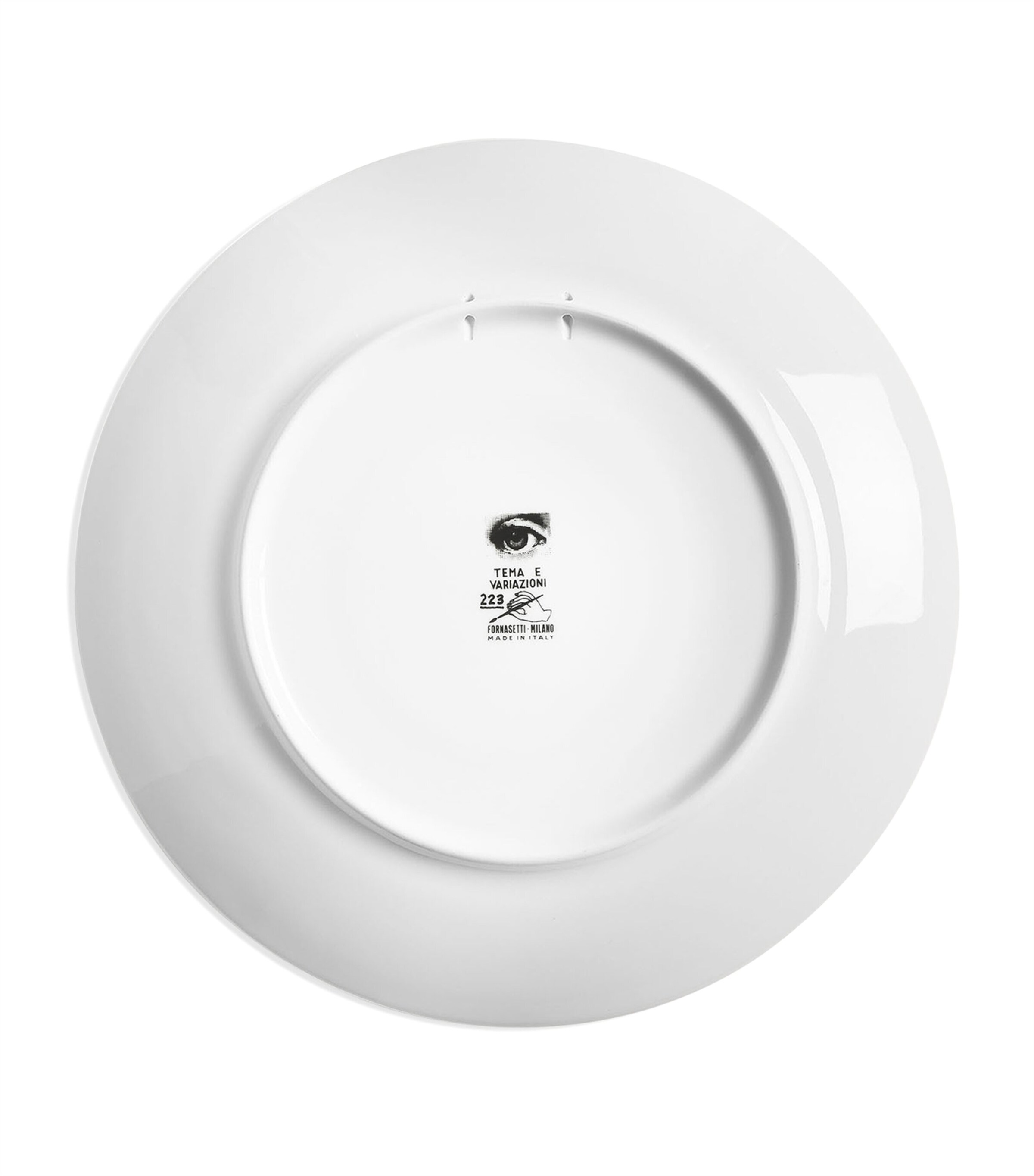 Fornasetti Tema e Variazioni No. 223 Wall Plate (26cm) | Harrods DE