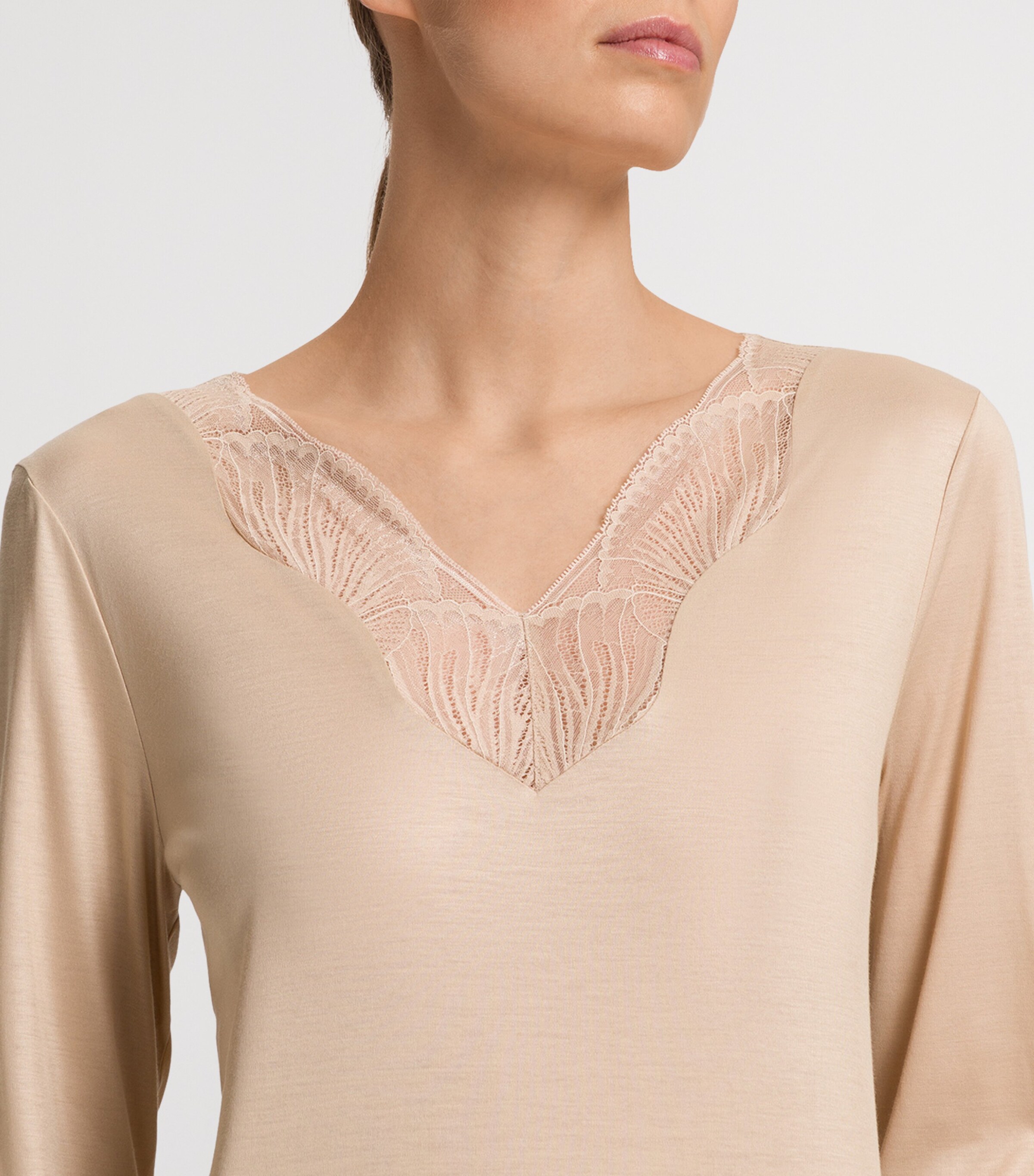 Hanro Beige Lace-Trim Long-Sleeve Pyjamas | Harrods UK