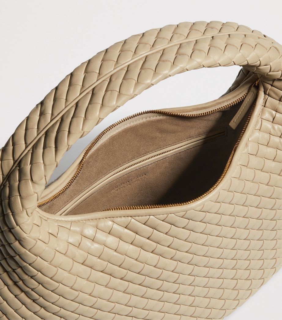 Bottega Veneta Womens Leather Veneta Shoulder Bag Image 3