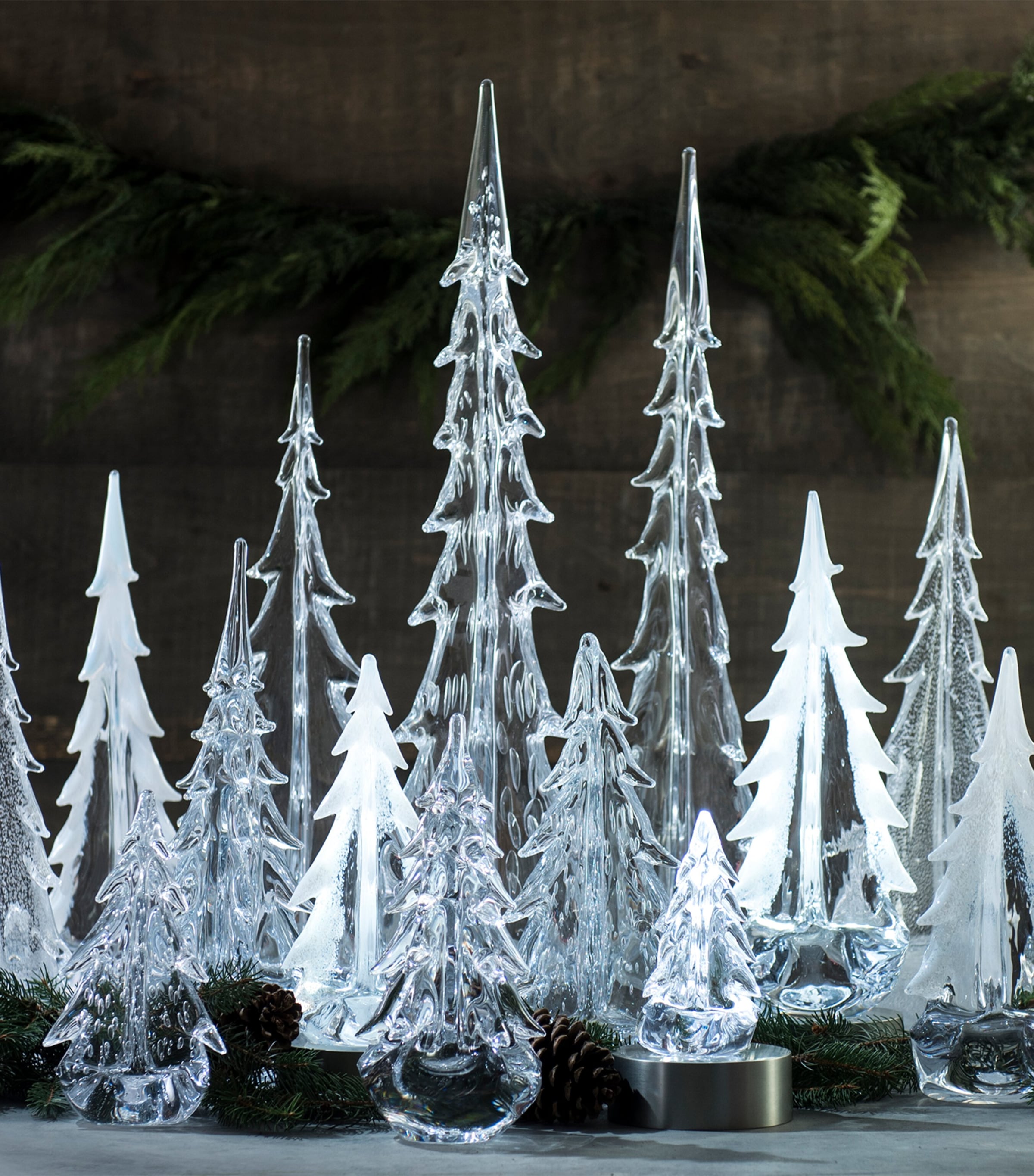 Glass Vermont Snowdrift Christmas Tree Ornament WHITE AND CLEAR Image 3