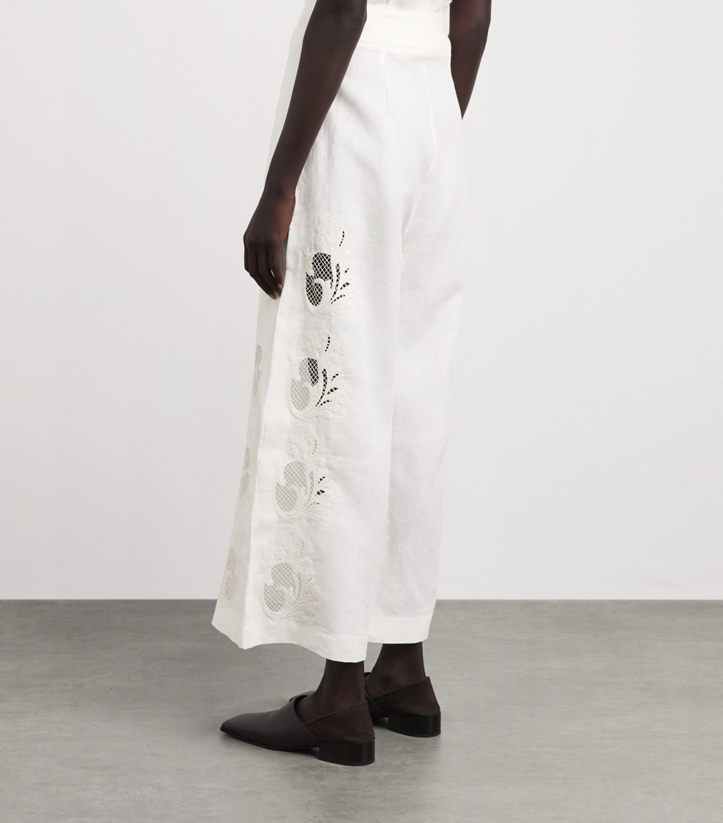 LUG VON SIGA Womens Linen Maria Wide-Leg Trousers Offwhite Image 5