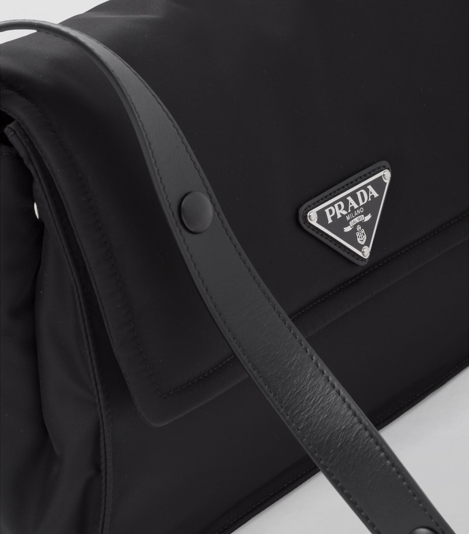 Re-Nylon Padded Shoulder Bag F0002 Image 6