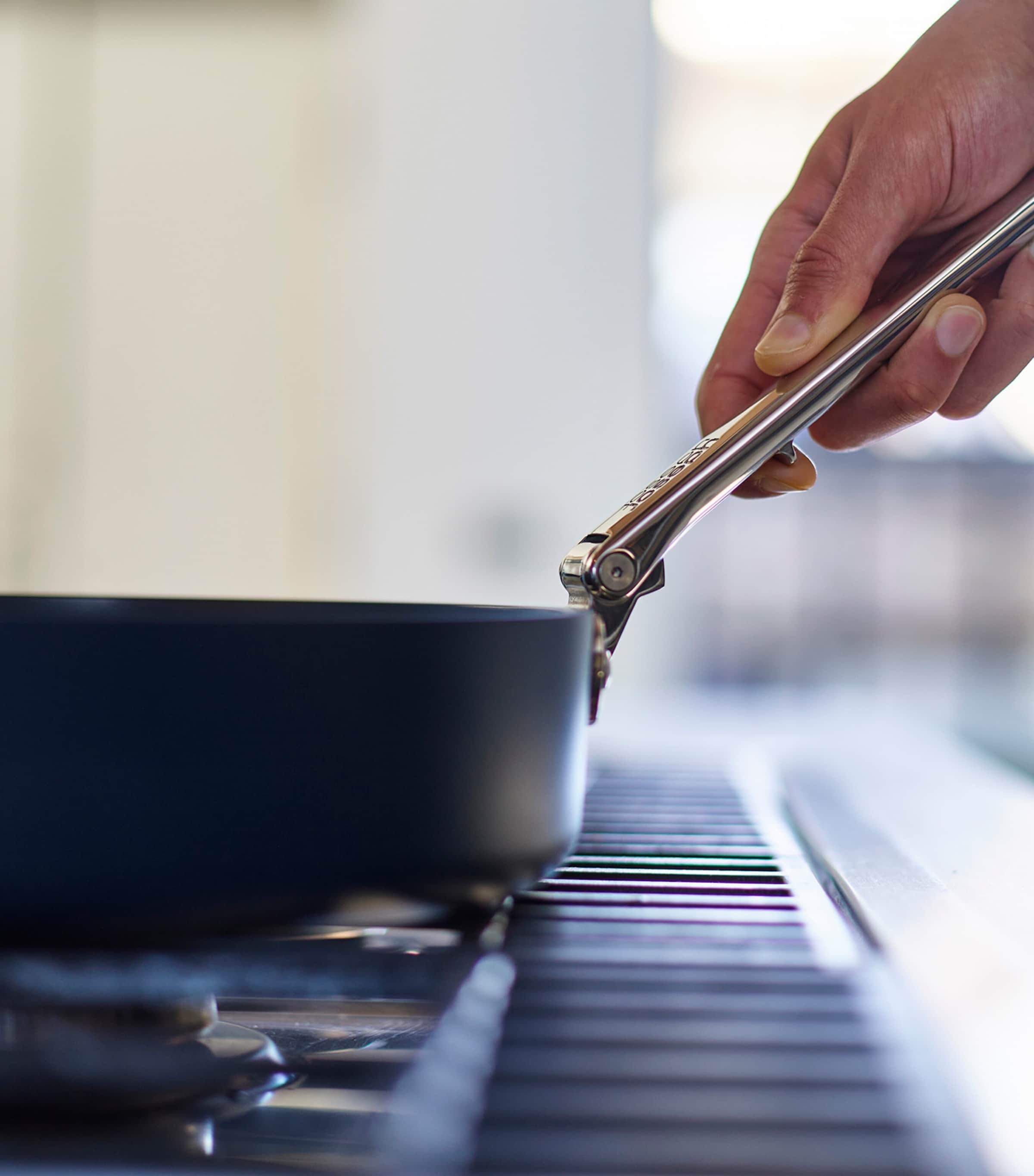 Non-Stick Frying Pan (20cm) MIDNIGHT BLUE Image 3