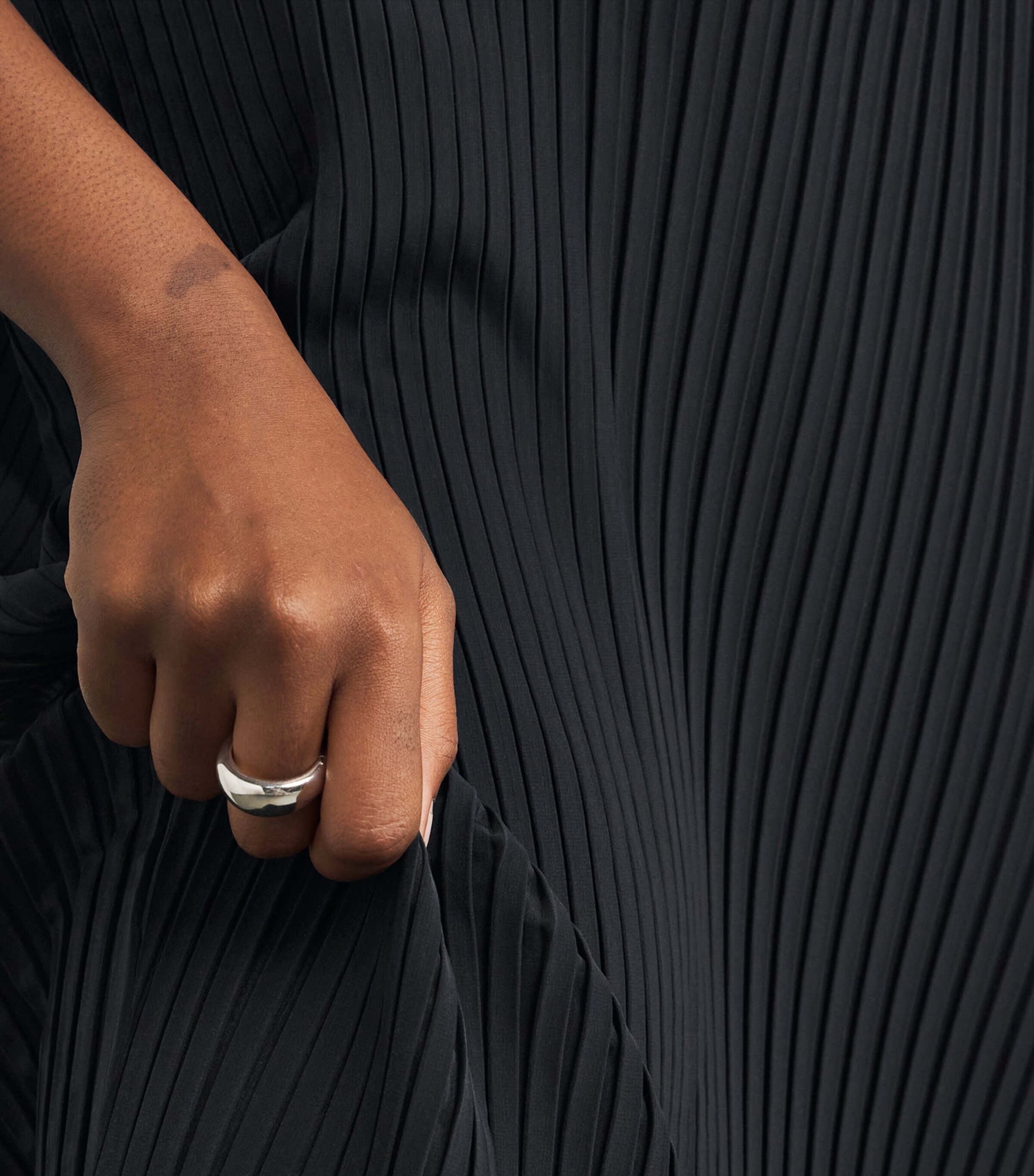 Issey Miyake Black Shadow Study Pleats Midi Dress | Harrods US