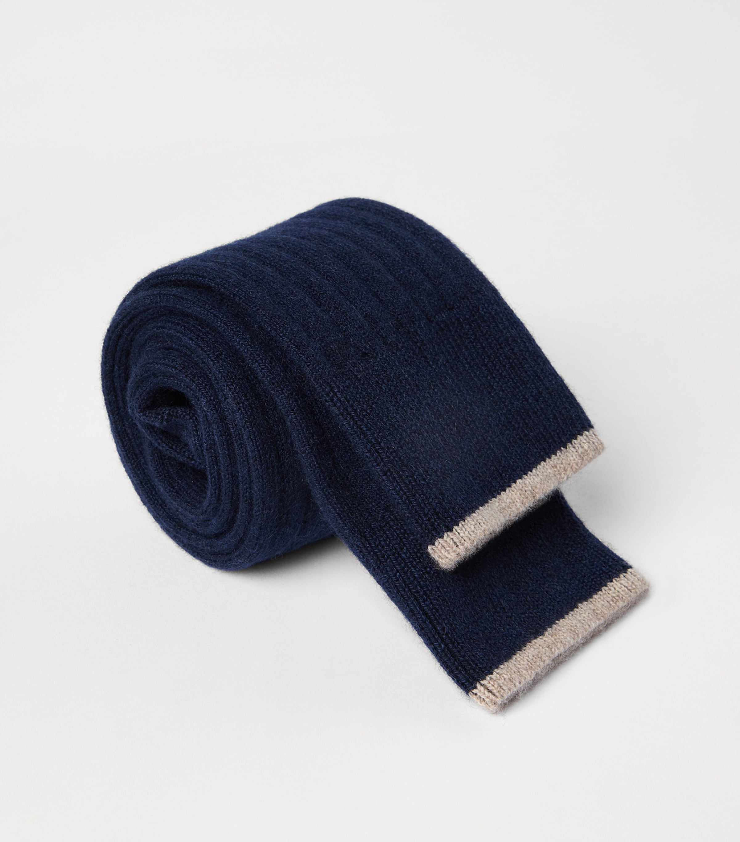 Brunello Cucinelli Mens Cashmere Ribed Socks Image 3