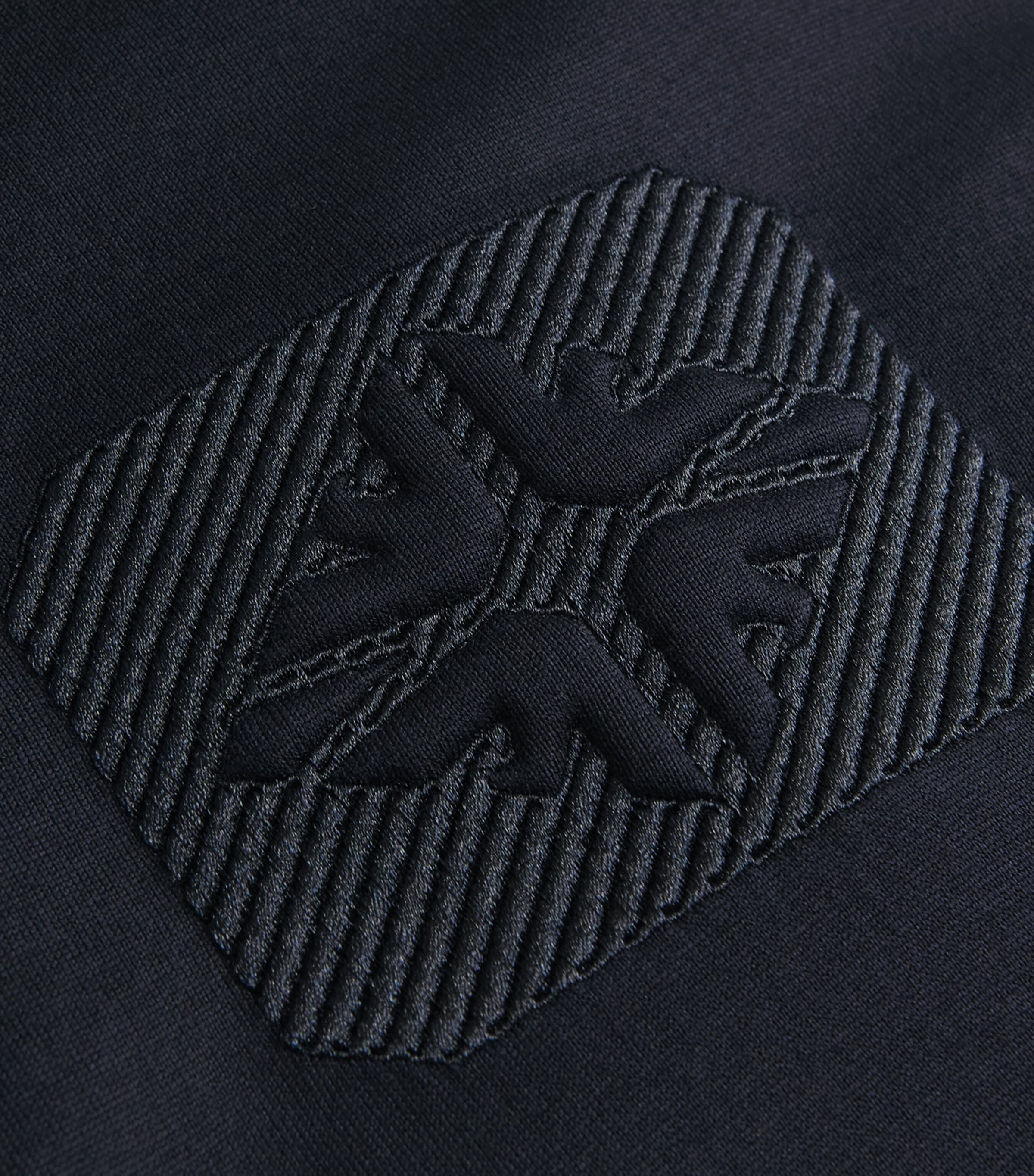 Embossed-Eagle Logo T-Shirt UB118 Image 5