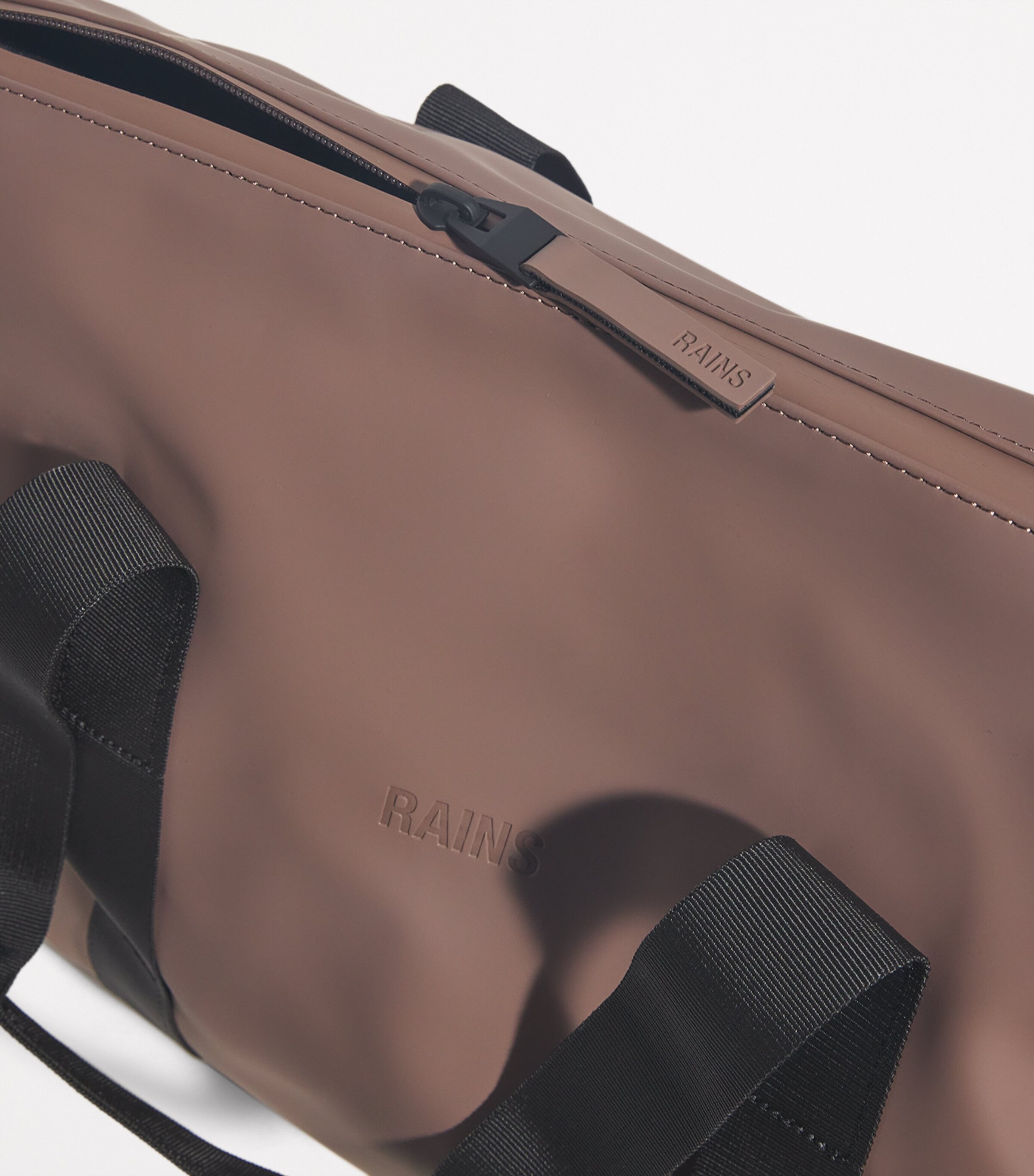 Rains Small Waterproof Hilo Weekend Bag Shade Image 6