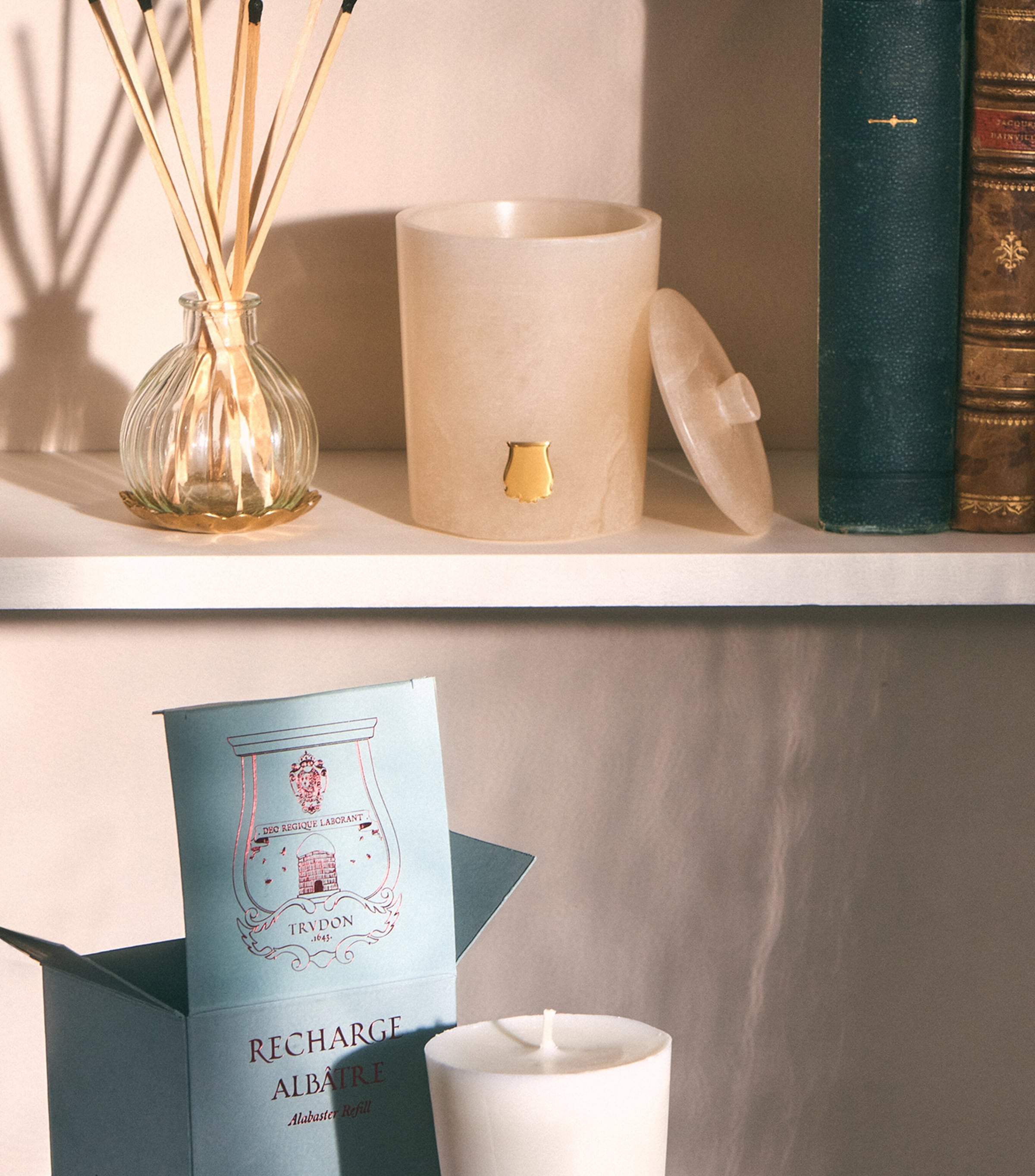 Trudon Alabaster Gabriel Scented Candle (270g) - Refill White Image 4