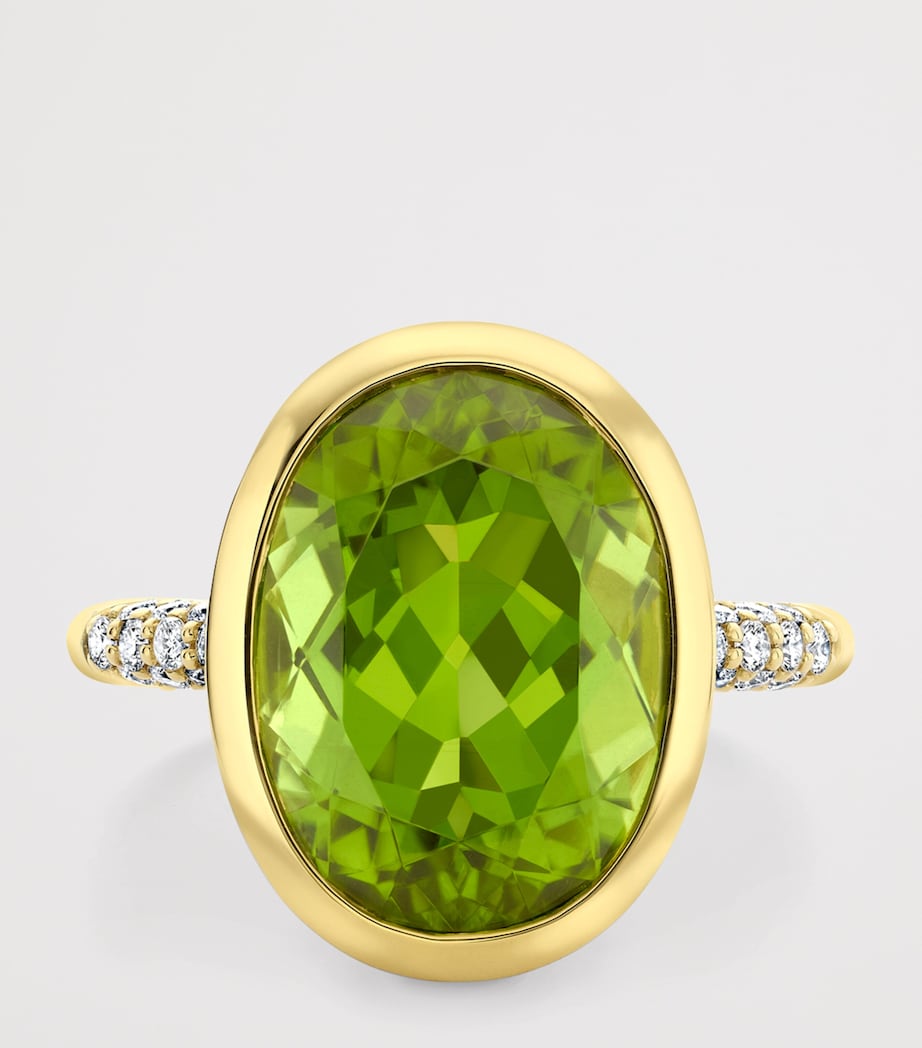 Boodles Yellow Gold, Diamond and Peridot Dolce Vita Oval Ring Yellow Gold Image 3