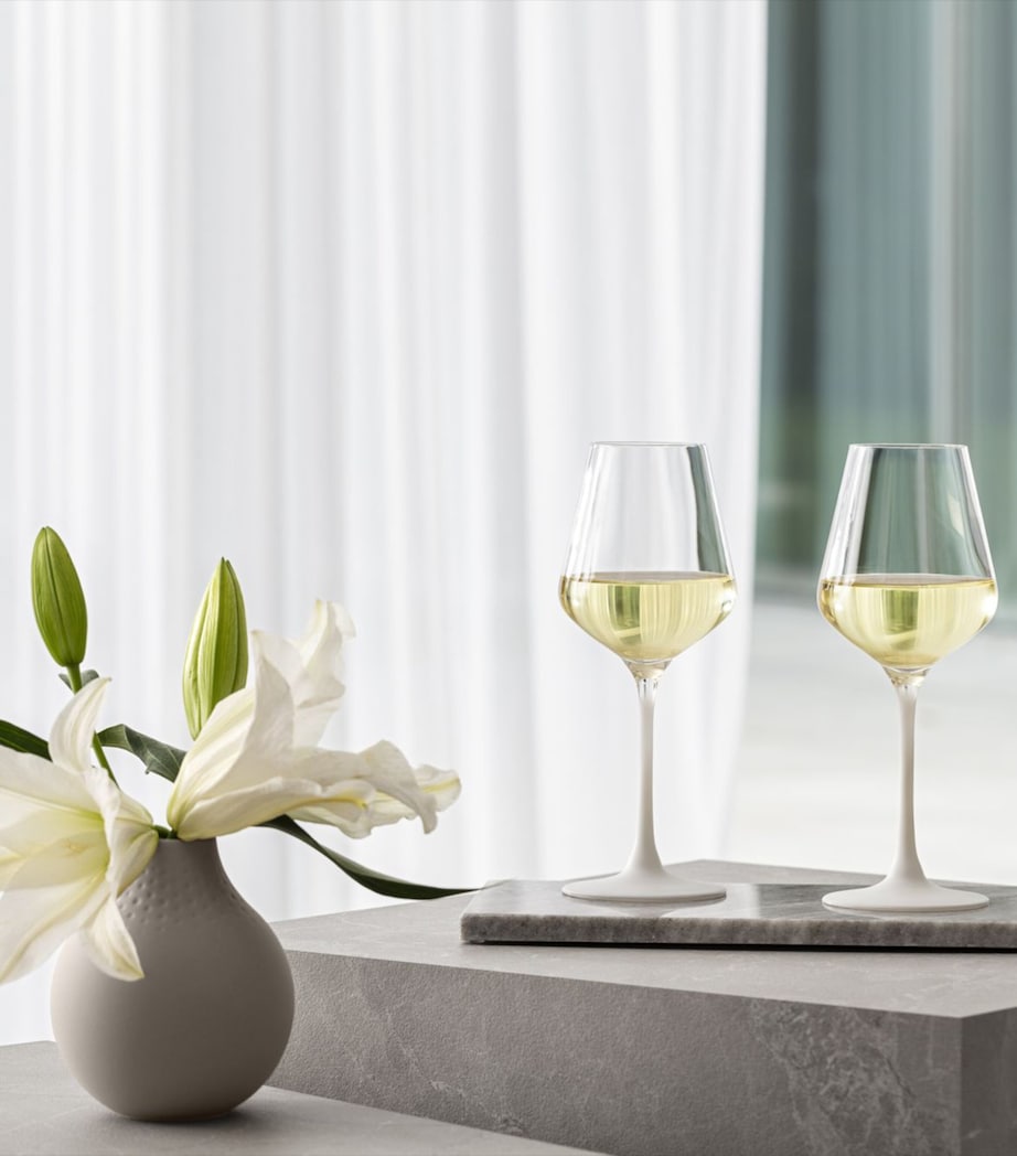 Set of 4 Manufacture Rock White Wine Glasses (410ml) WHITE Image 6