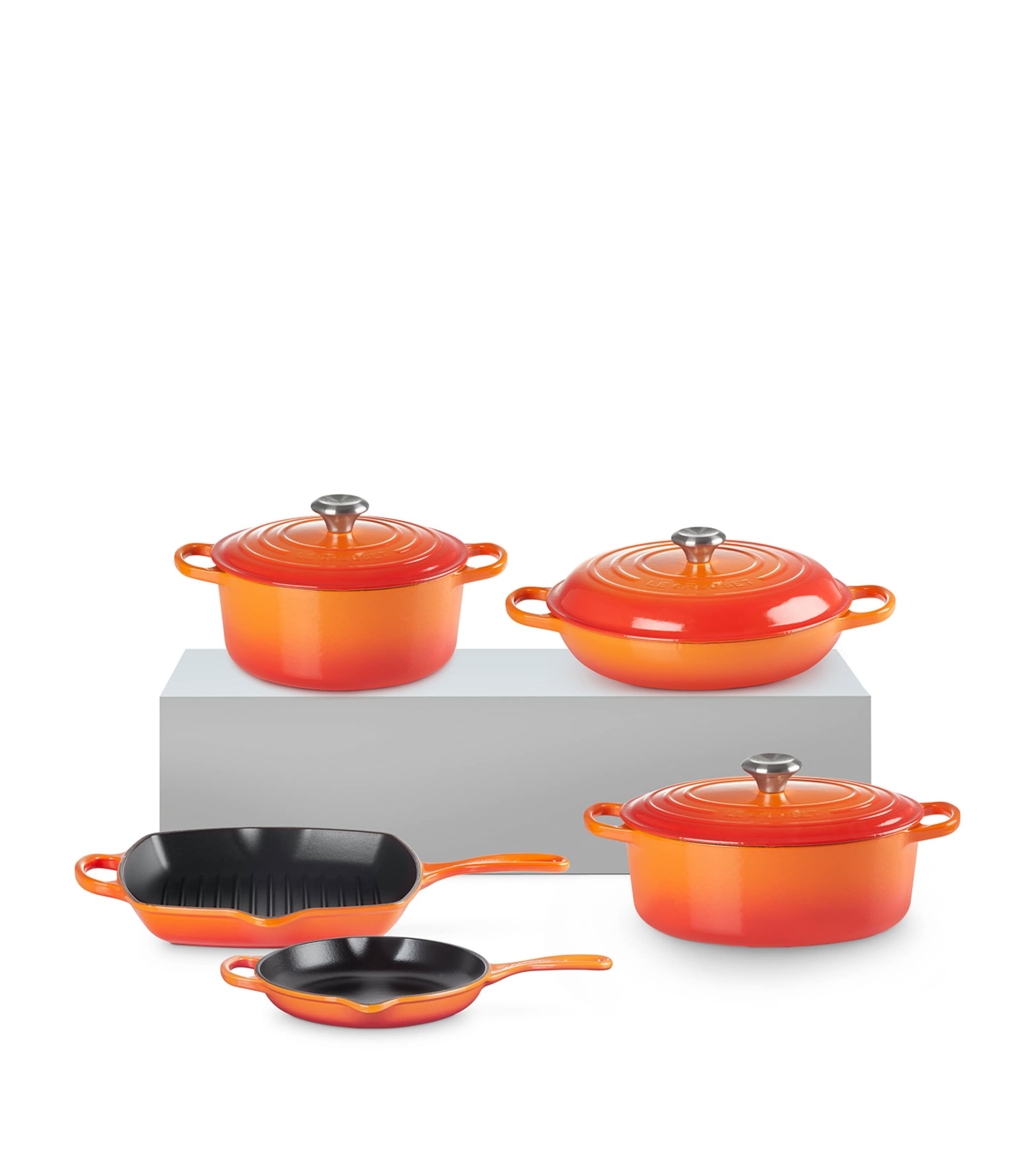 Le Creuset Set Of 5 Cast Iron Casserole Dishes And Skillets In Orange