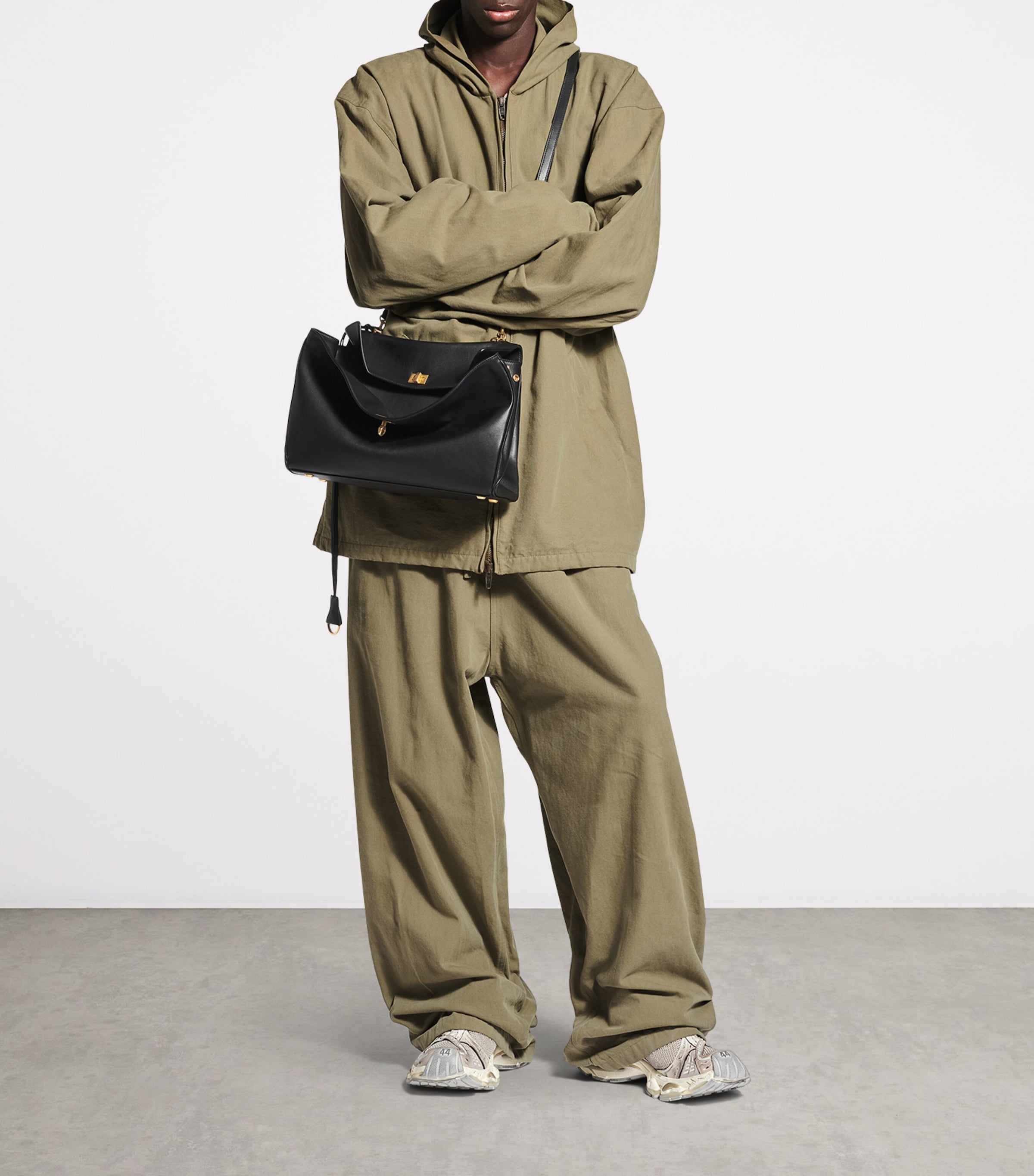 Balenciaga Black Medium Calfskin Rodeo Shoulder Bag | Harrods UK Balenciaga Black Medium Calfskin Rodeo Shoulder Bag | Harrods UK