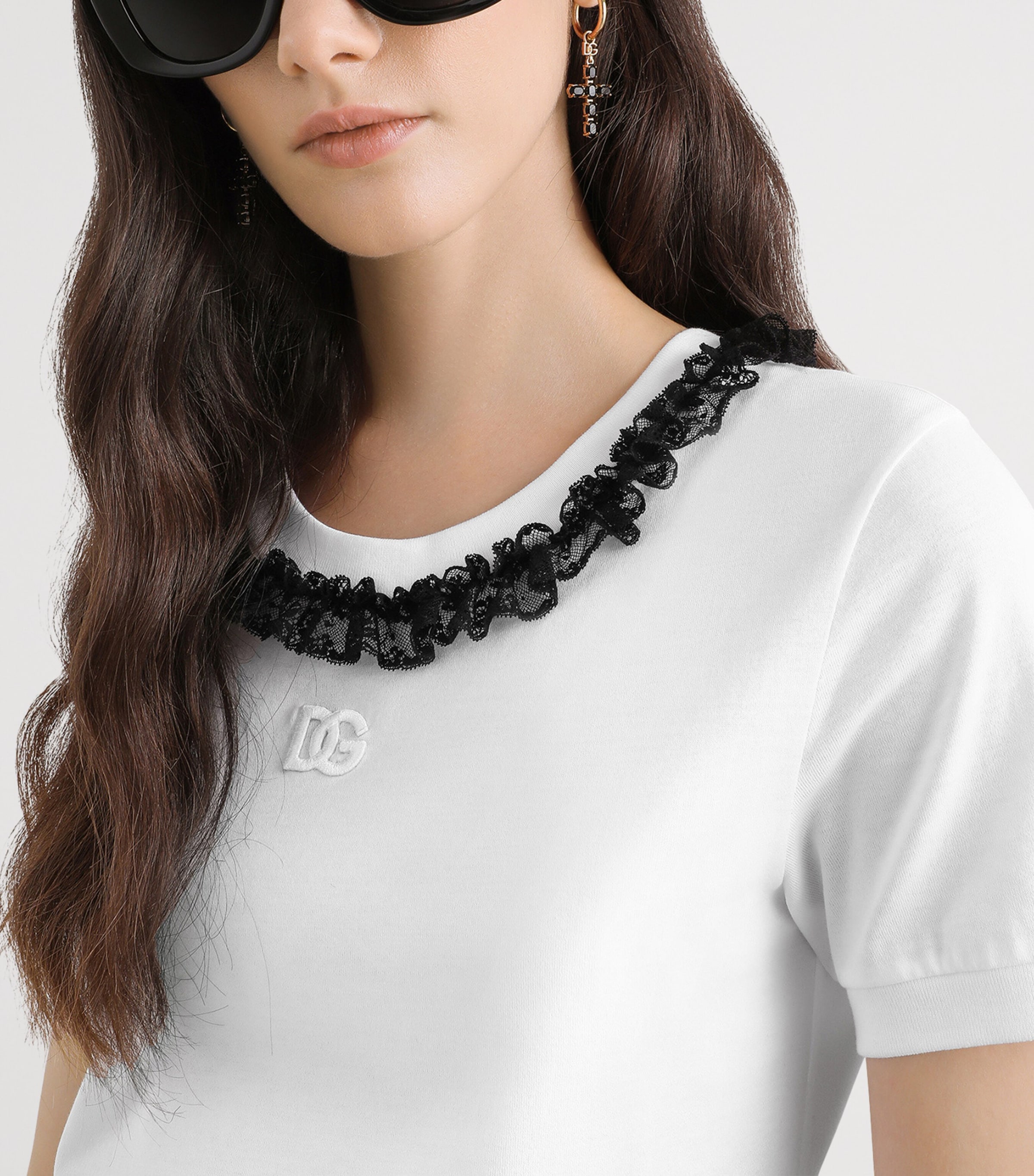 Dolce&Gabbana Womens Ruffle-Trim DG Millennials T-Shirt Opti Image 3