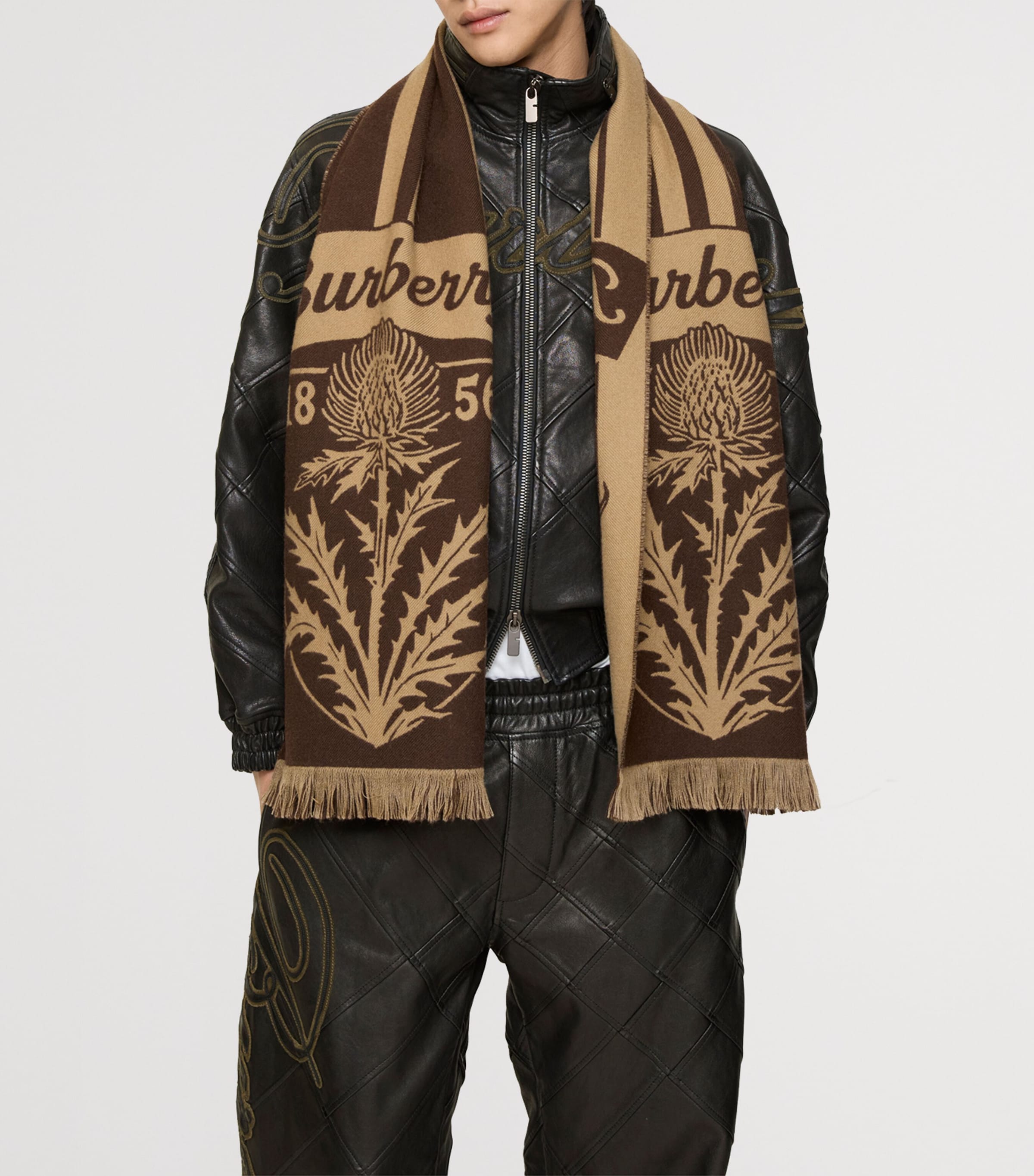 Wool Thistle Shield Scarf TREACLE BROWN Image 4