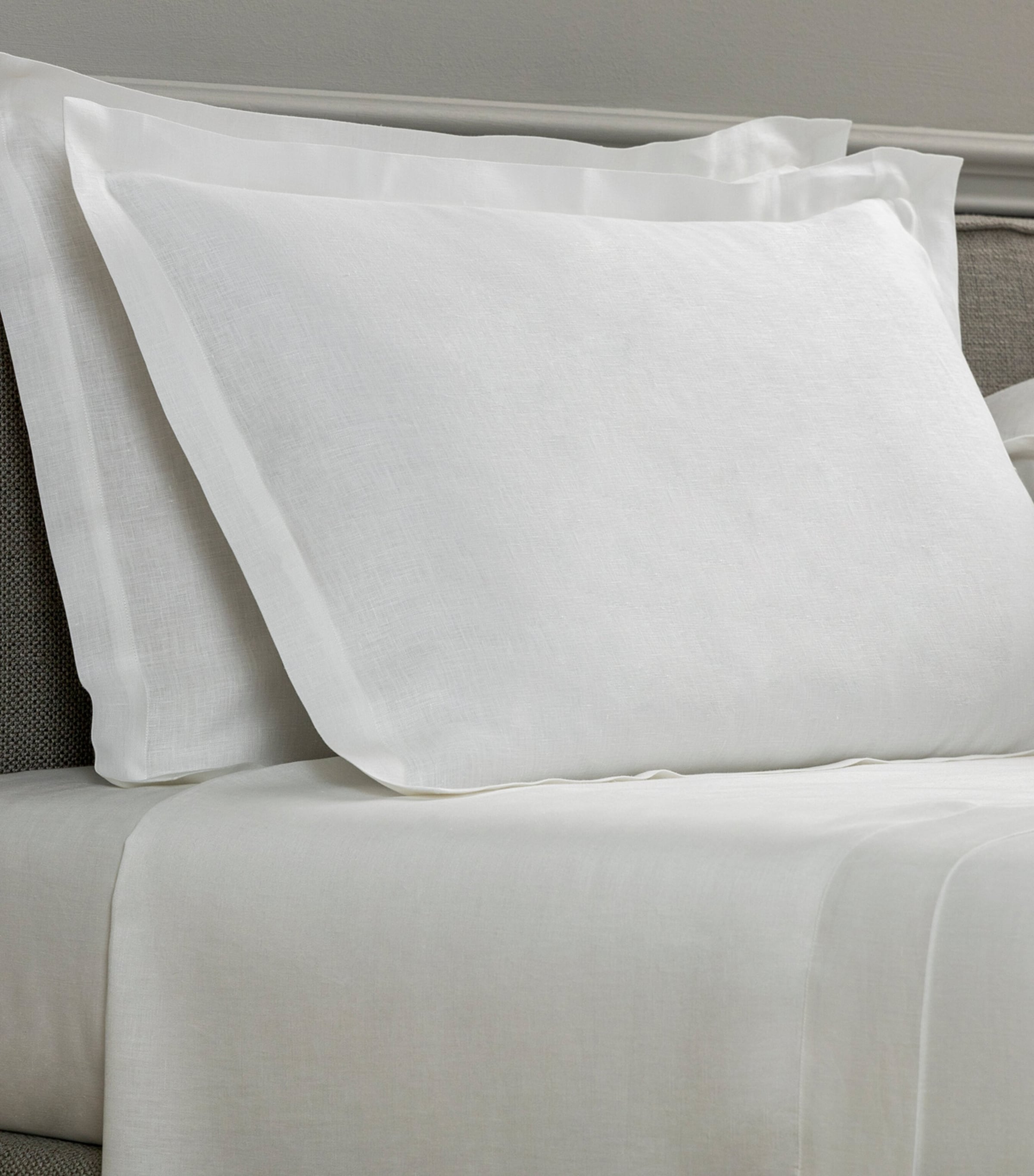 Divine Oxford Pillowcase (51cm x 71cm) B101  WHITE Image 2