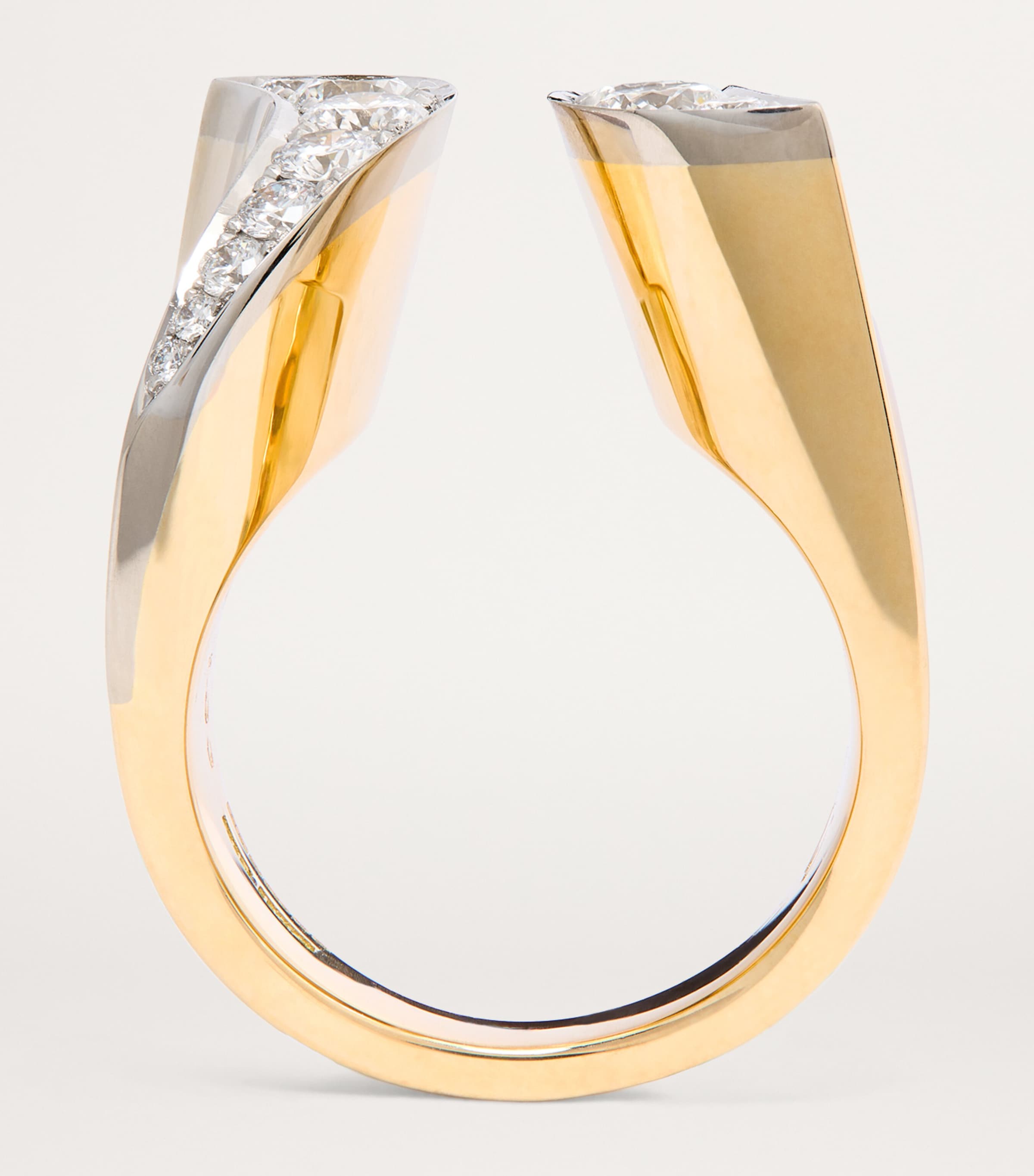 Yellow Gold and Diamond Margareta Ring YELLOW GOLD Image 3