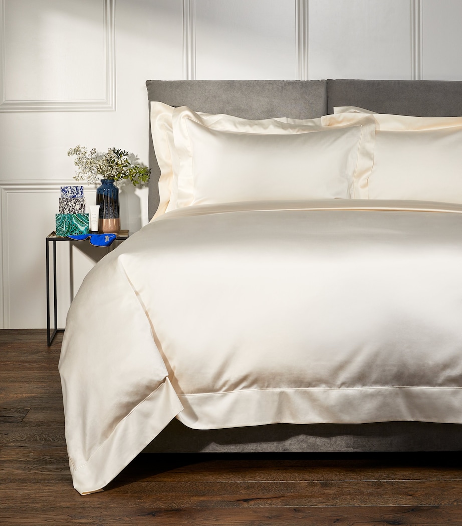 Celso De Lemos Bourdon King Duvet Cover (230cm x 220cm) Naturel Image 1