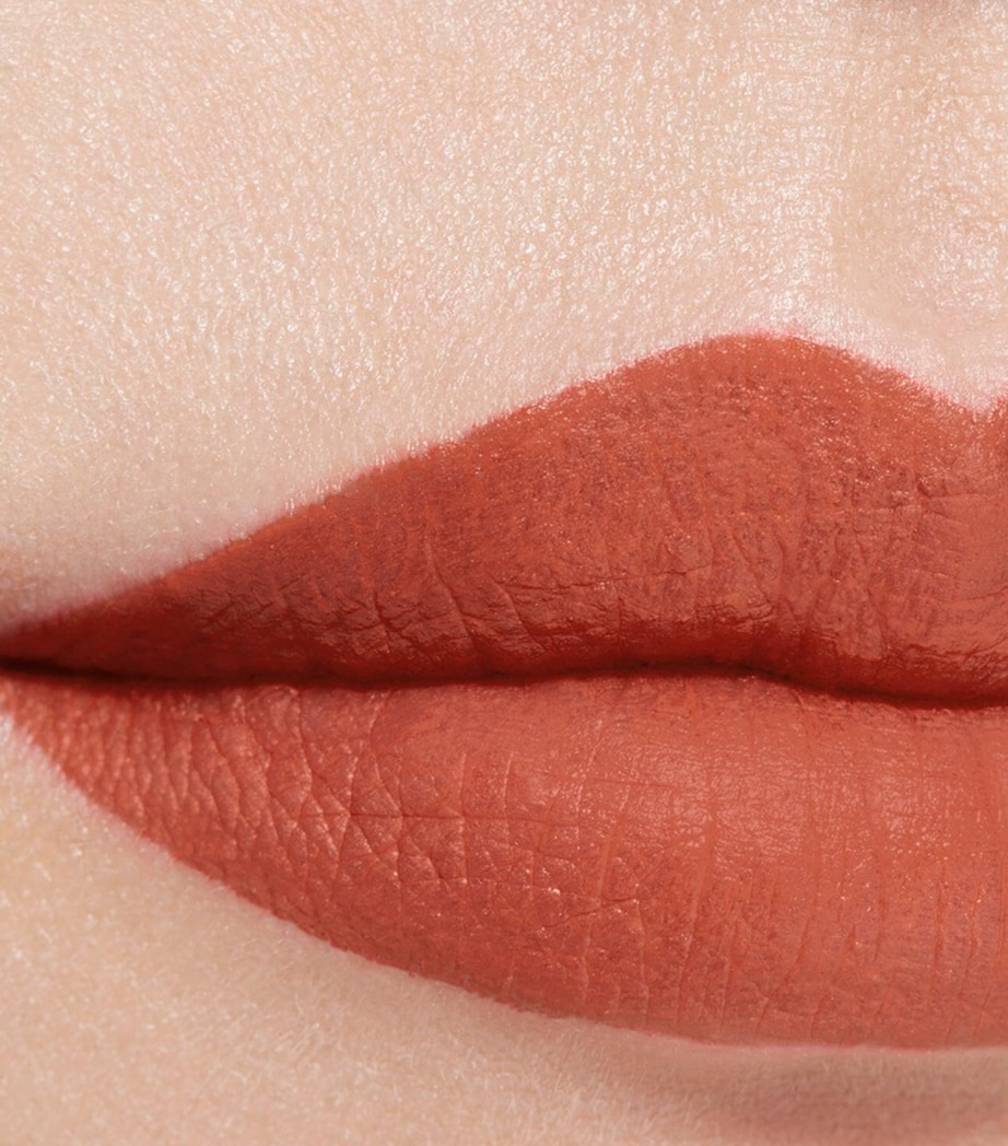 ROUGE ALLURE LIQUID VELVET Ultrawear Intense Matte Liquid Lip Colour STUPÉFIANTE Image 3