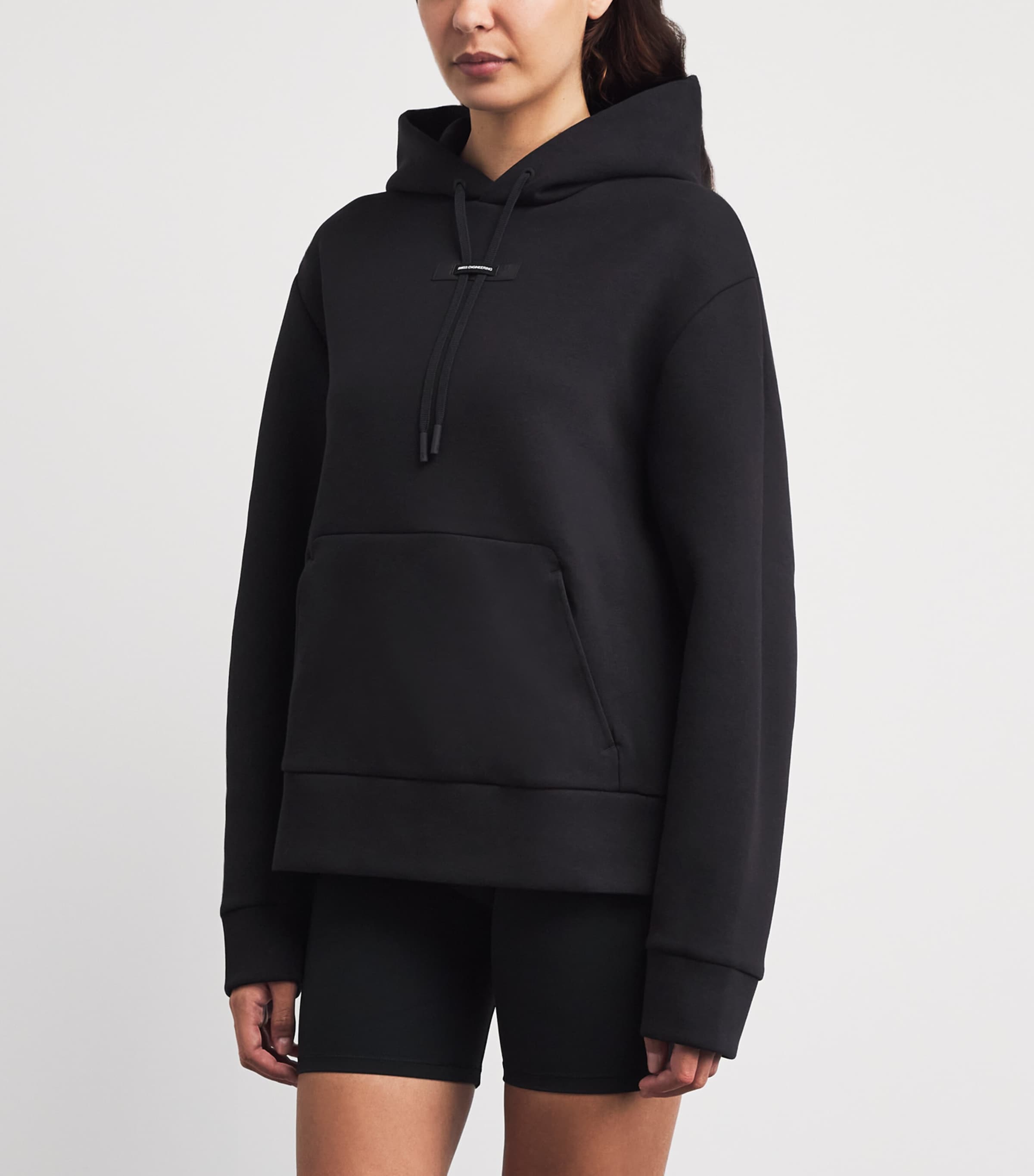On Womens Cotton-Blend Focus Tech Hoodie Black Image 4