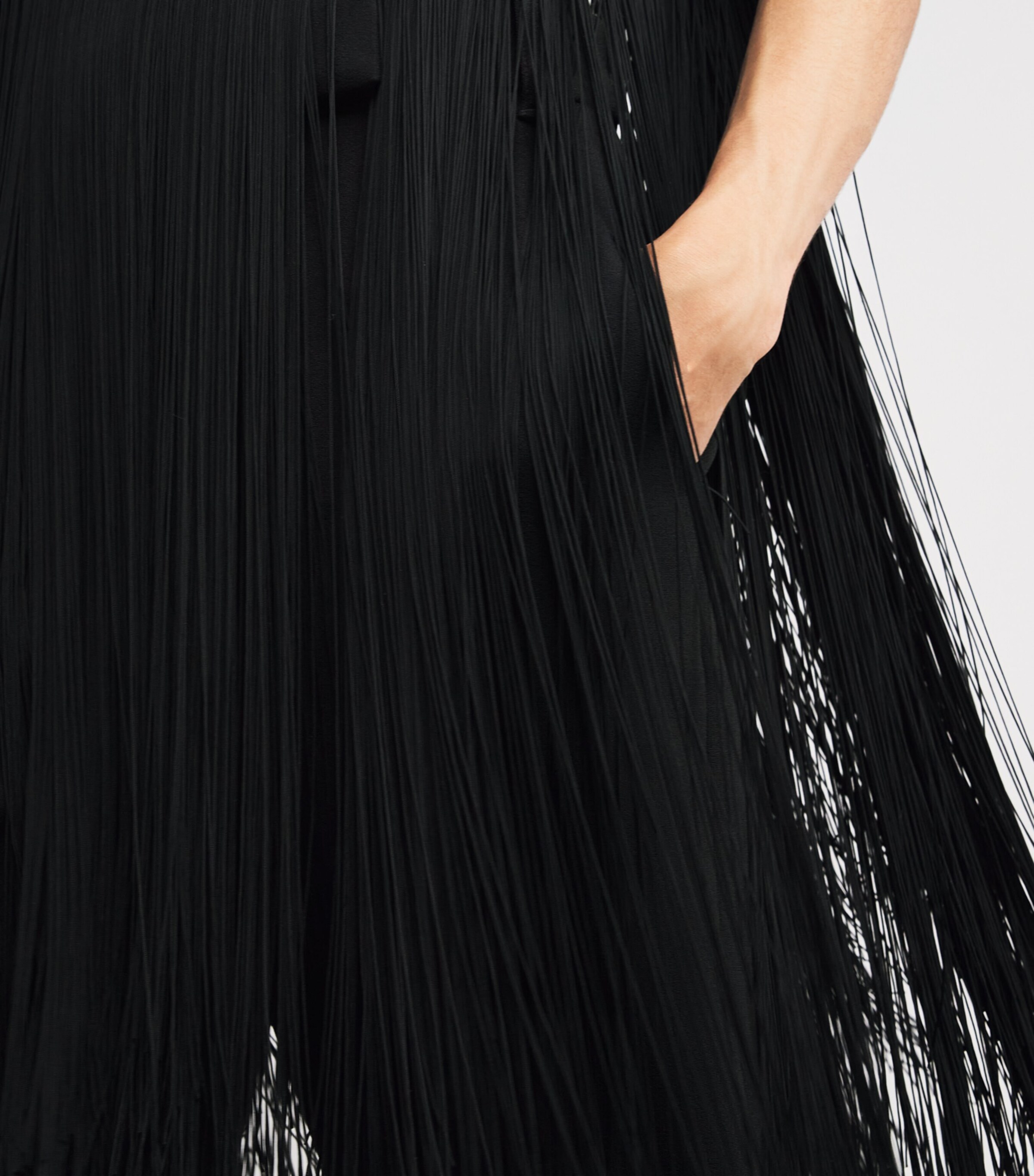 CAMILLA AND MARC Womens Fringed Zuri Halter Top Dblk Black Image 6