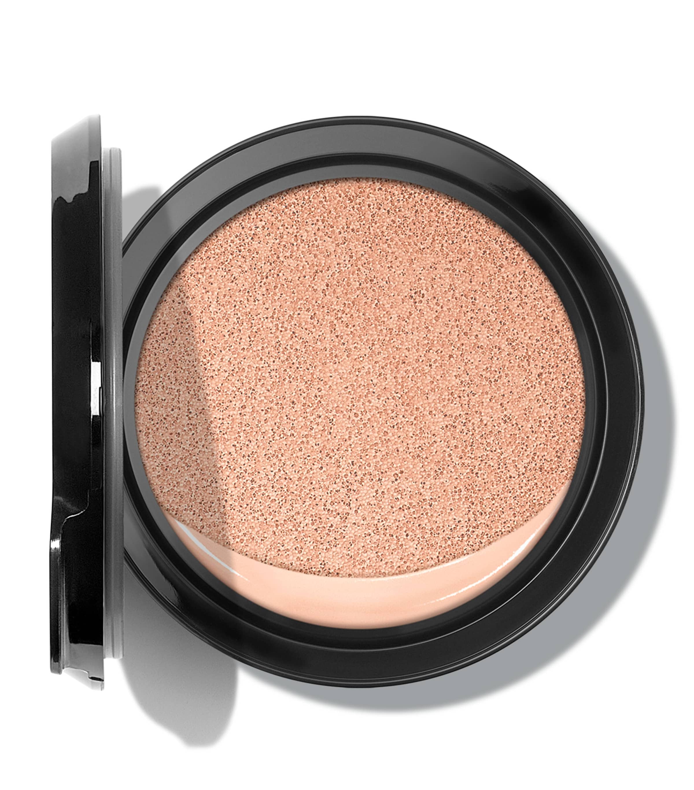 Guerlain Parure Gold Cushion Rejuvenating Radiance Foundation - Refill In White