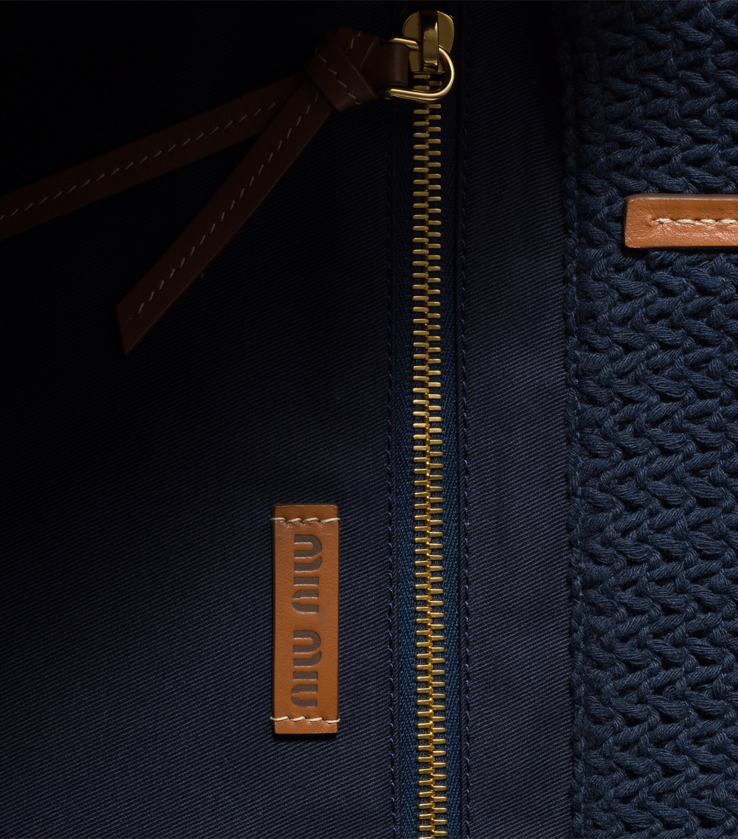 Miu Miu Woven Raffia-Effect Tote Bag Blue Image 5